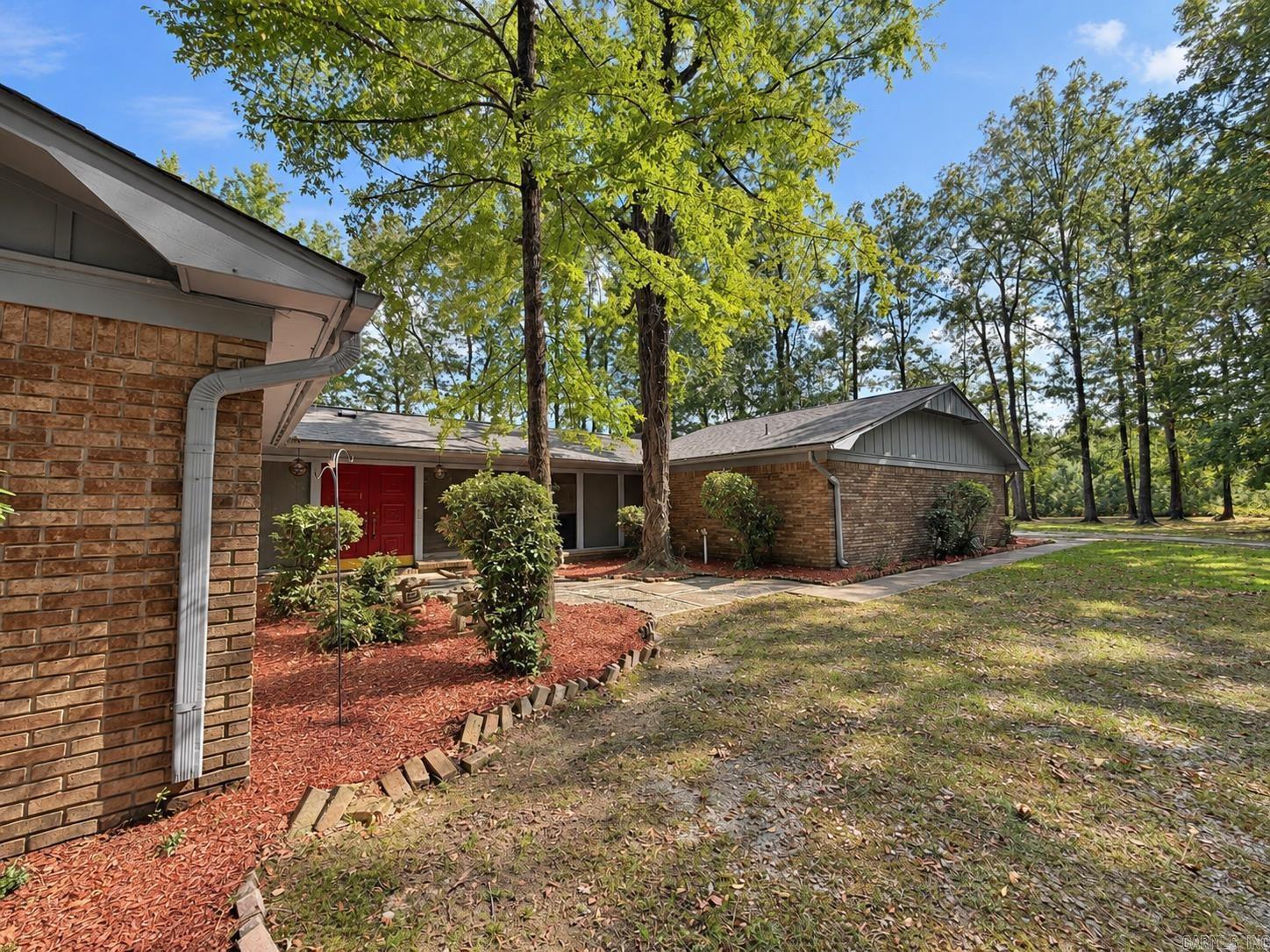 8408 Griggs Rd. Property Photo 6