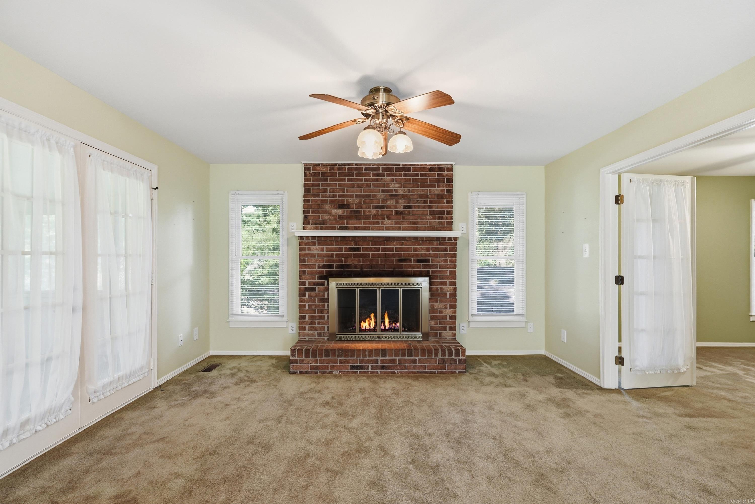 5604 I Street Property Photo 3