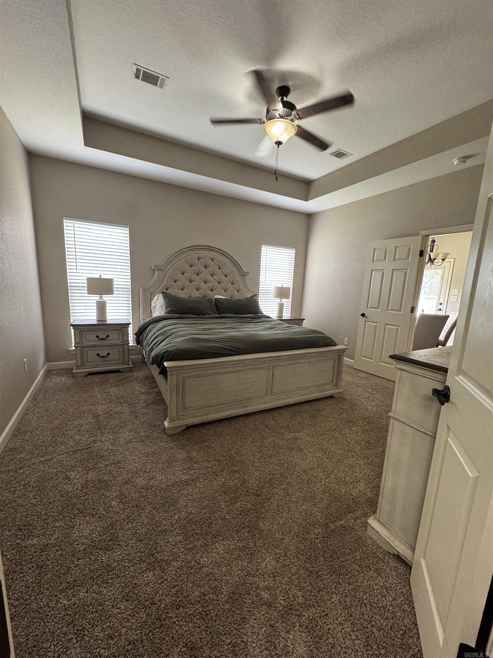 5430 Chateau Property Photo 5