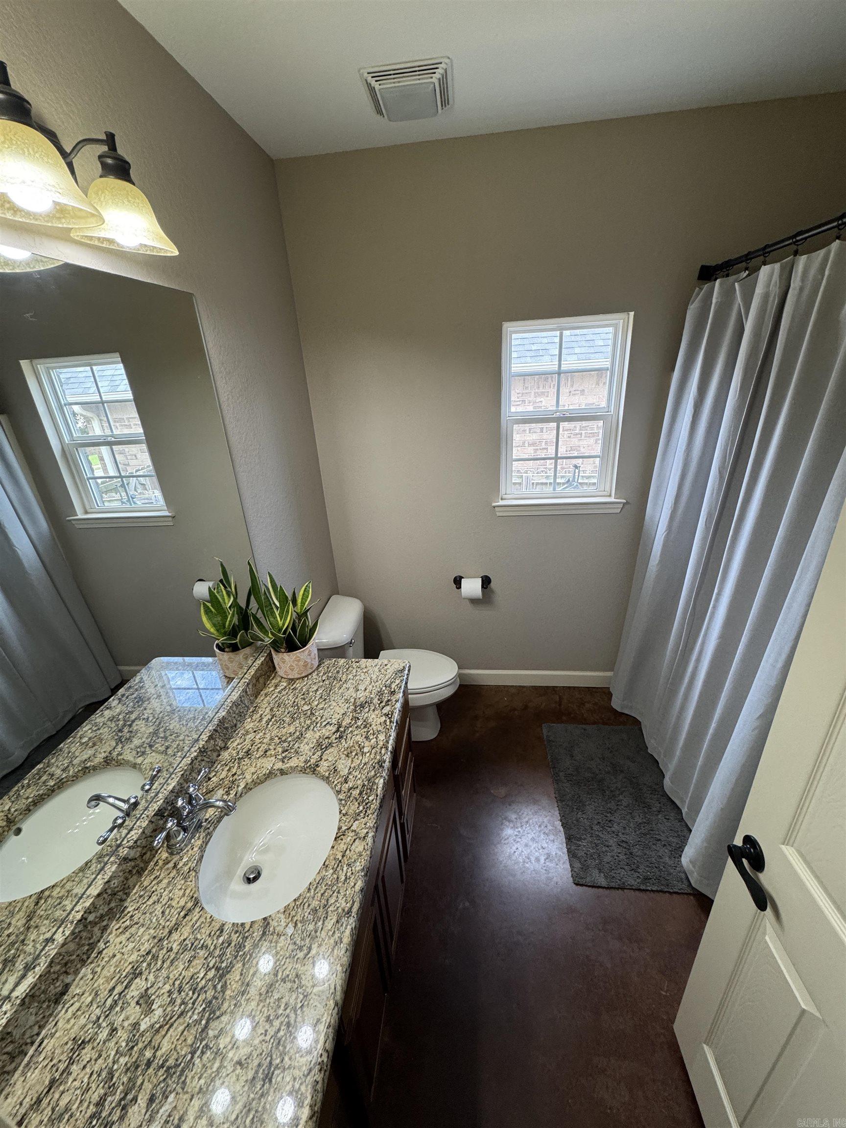 5430 Chateau Property Photo 9