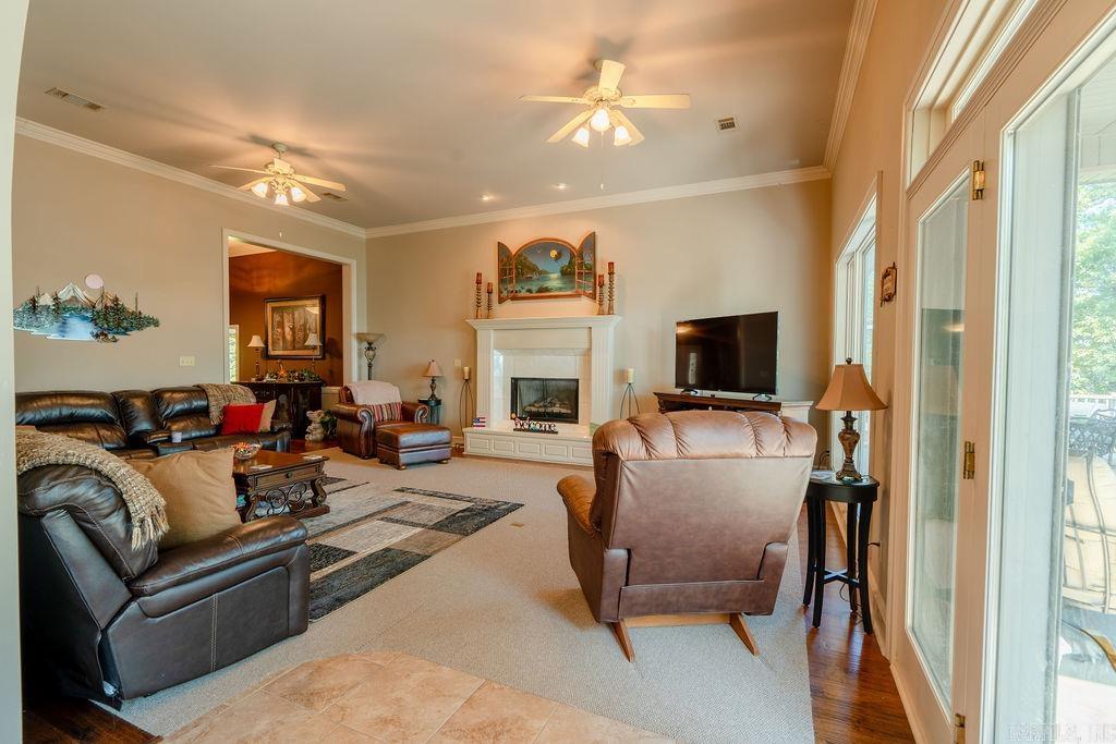 1021 Lakefront Road Property Photo 11