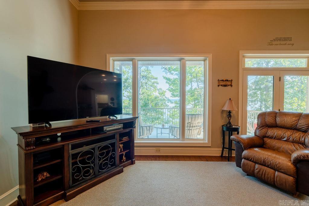 1021 Lakefront Road Property Photo 12