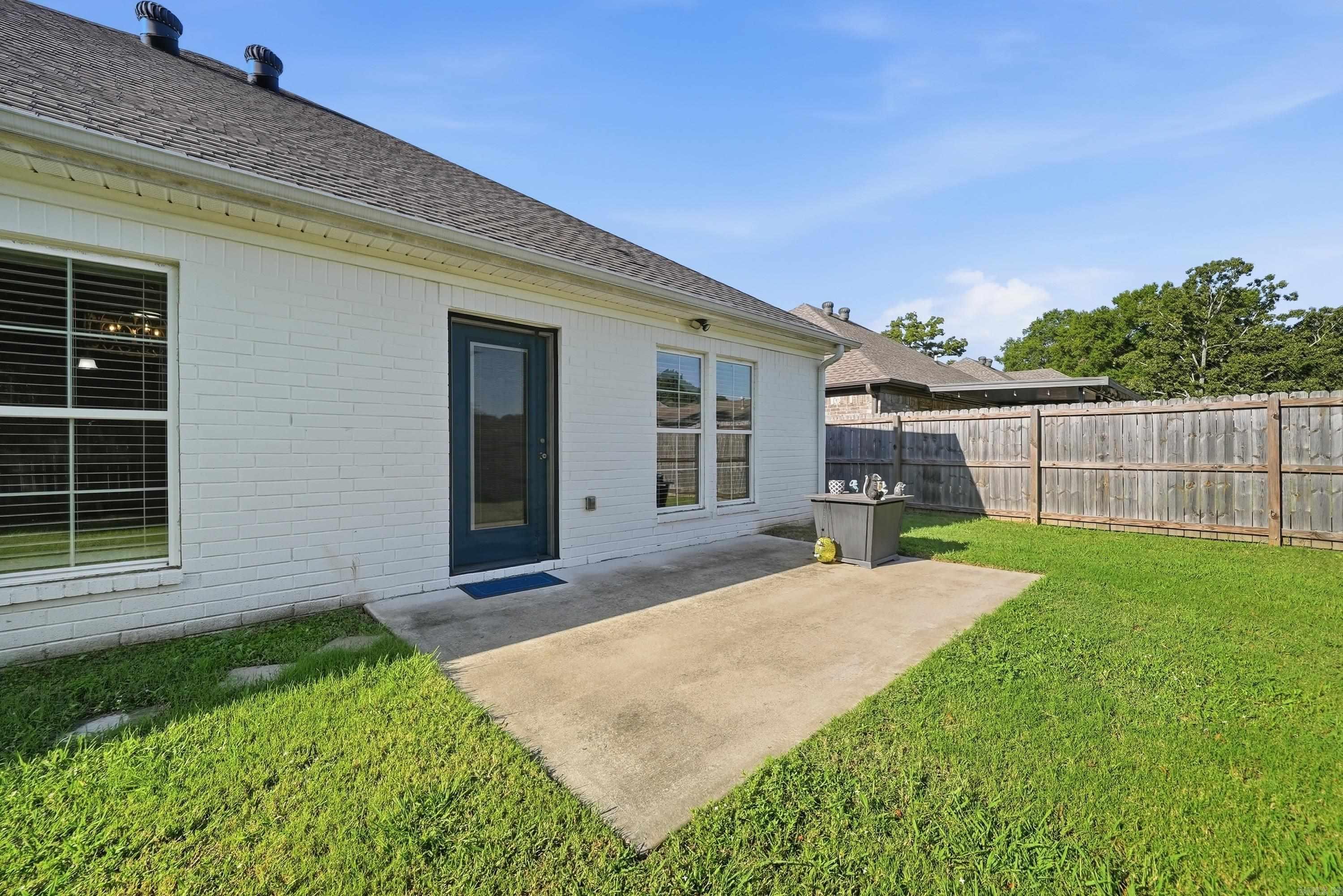 1430 E Siebenmorgen Property Photo 29