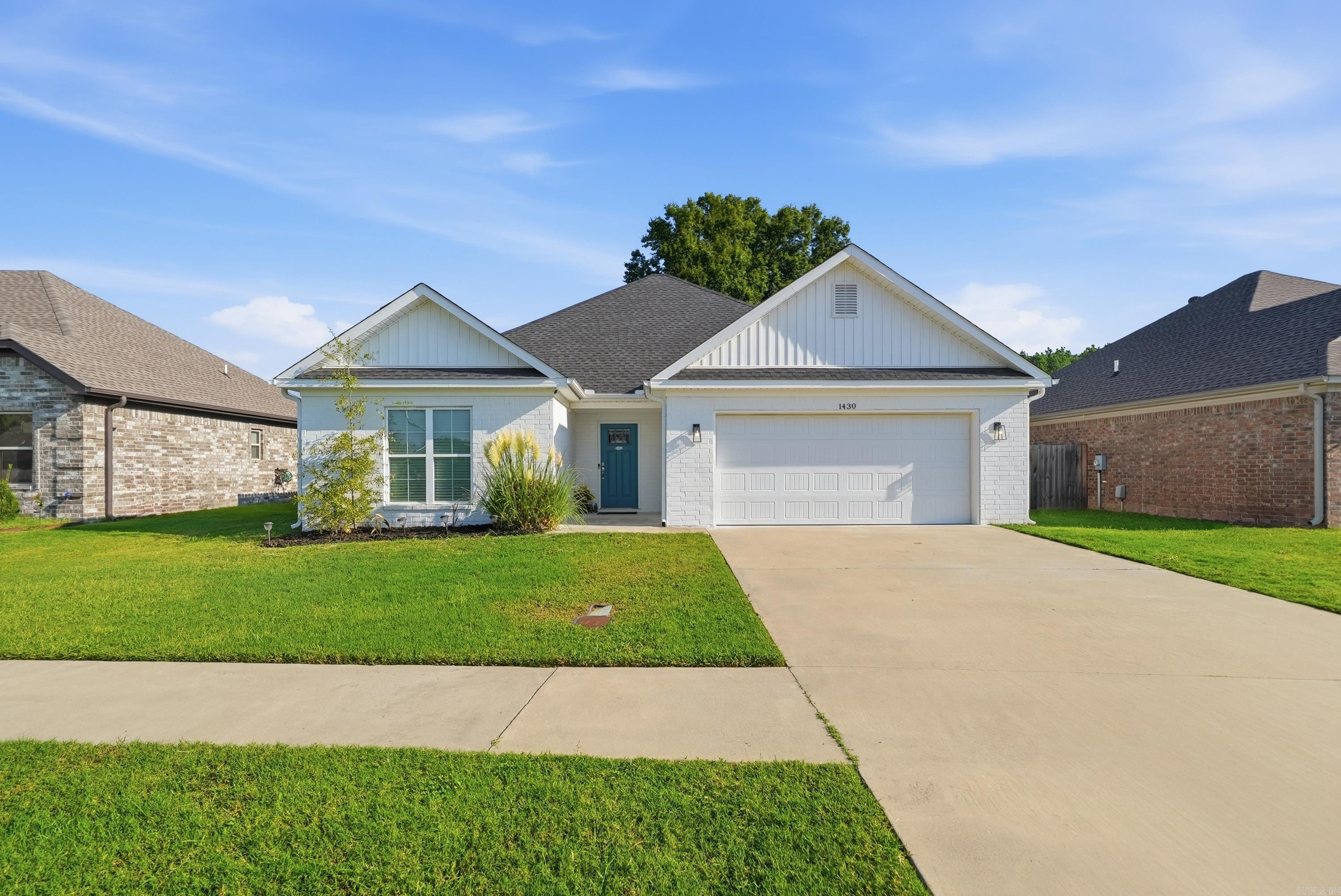 1430 E Siebenmorgen Property Photo 34