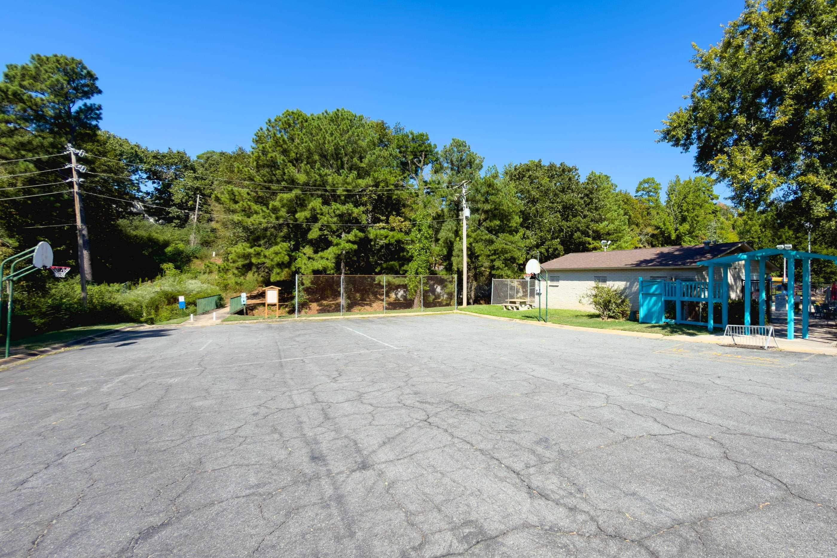 2500 Echo Valley Drive Property Photo 48