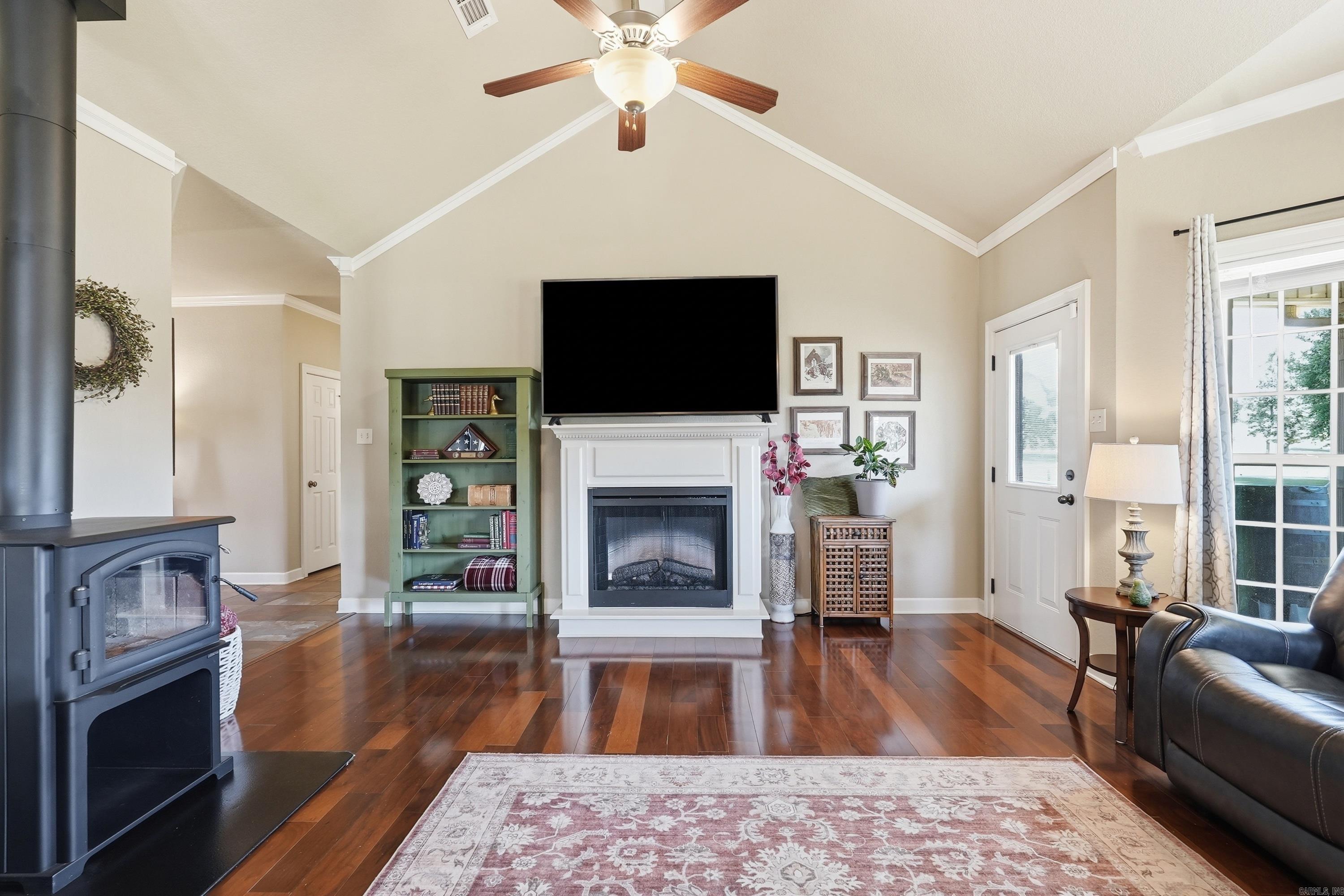 5 Gayle Drive Property Photo 3
