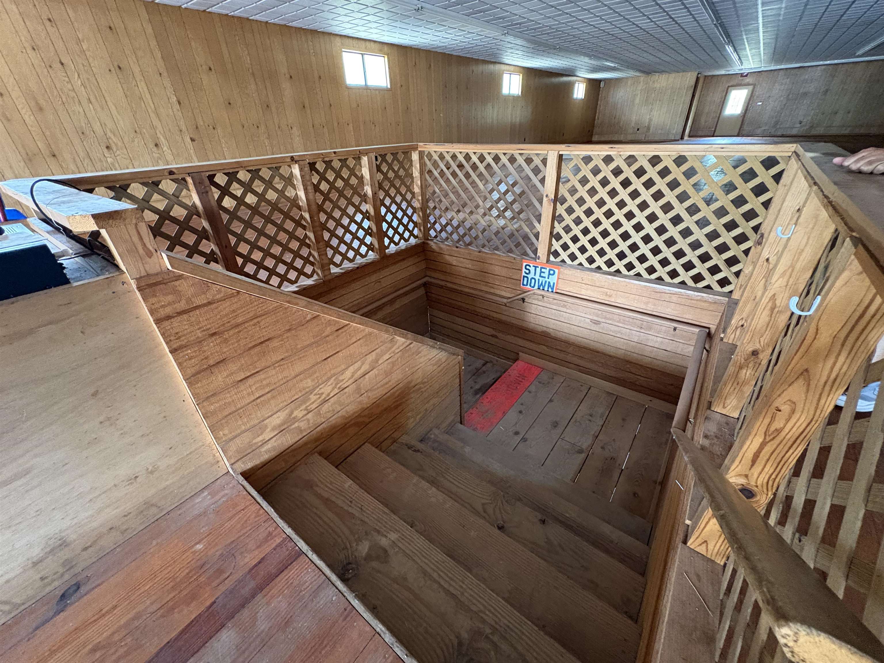 5 N Spring Street Property Photo 18