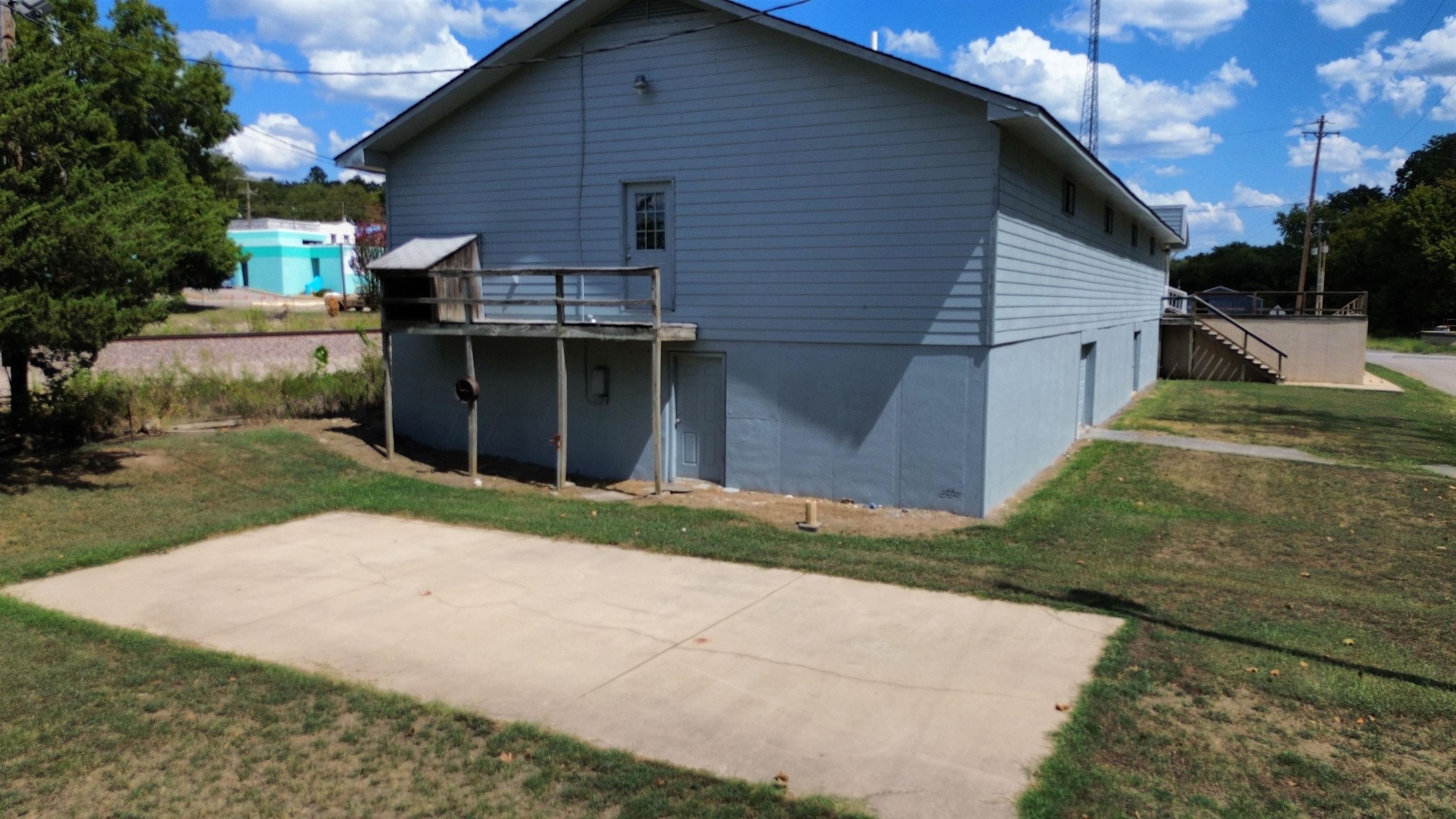 5 N Spring Street Property Photo 32