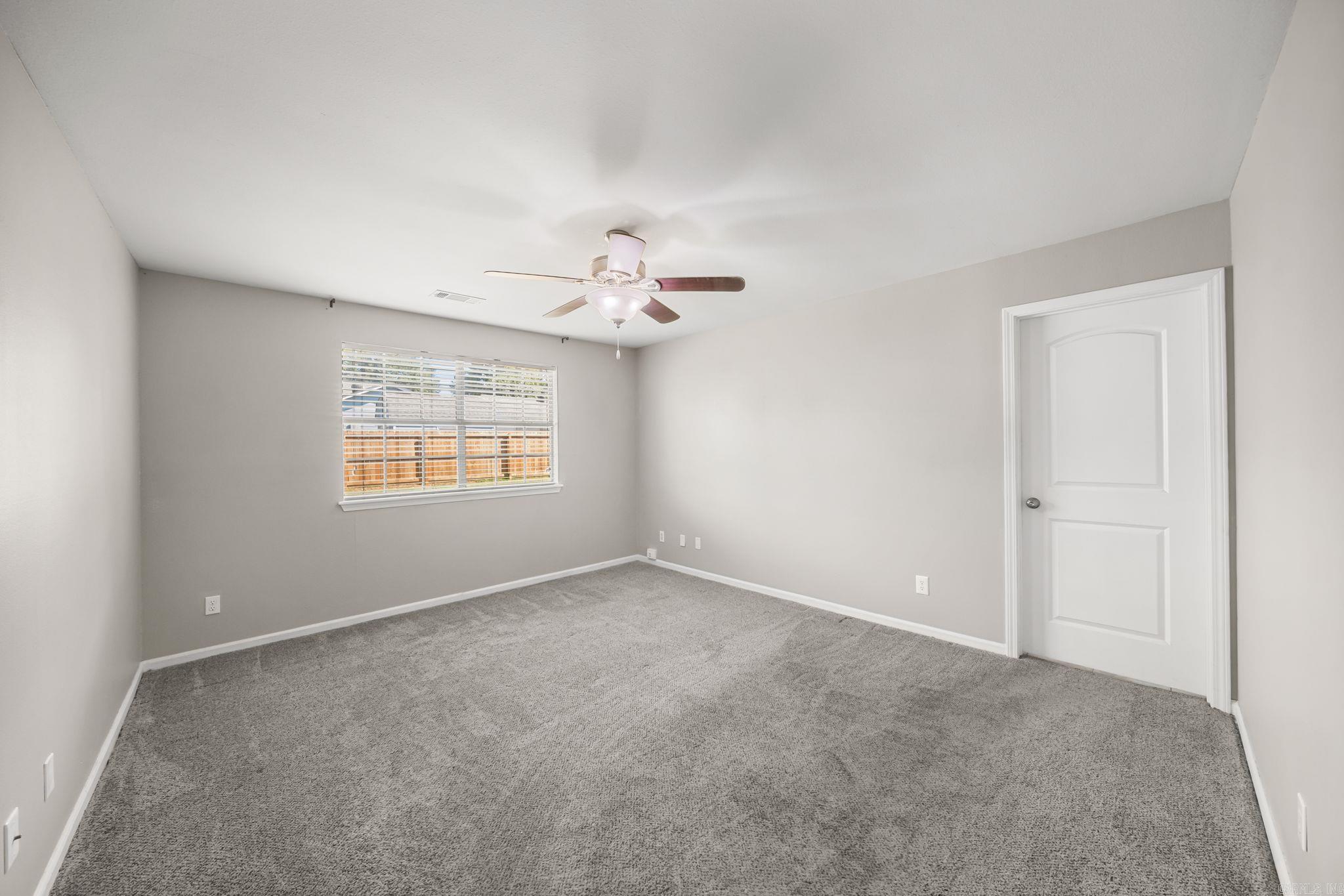 7016 Northlake Drive Property Photo 14