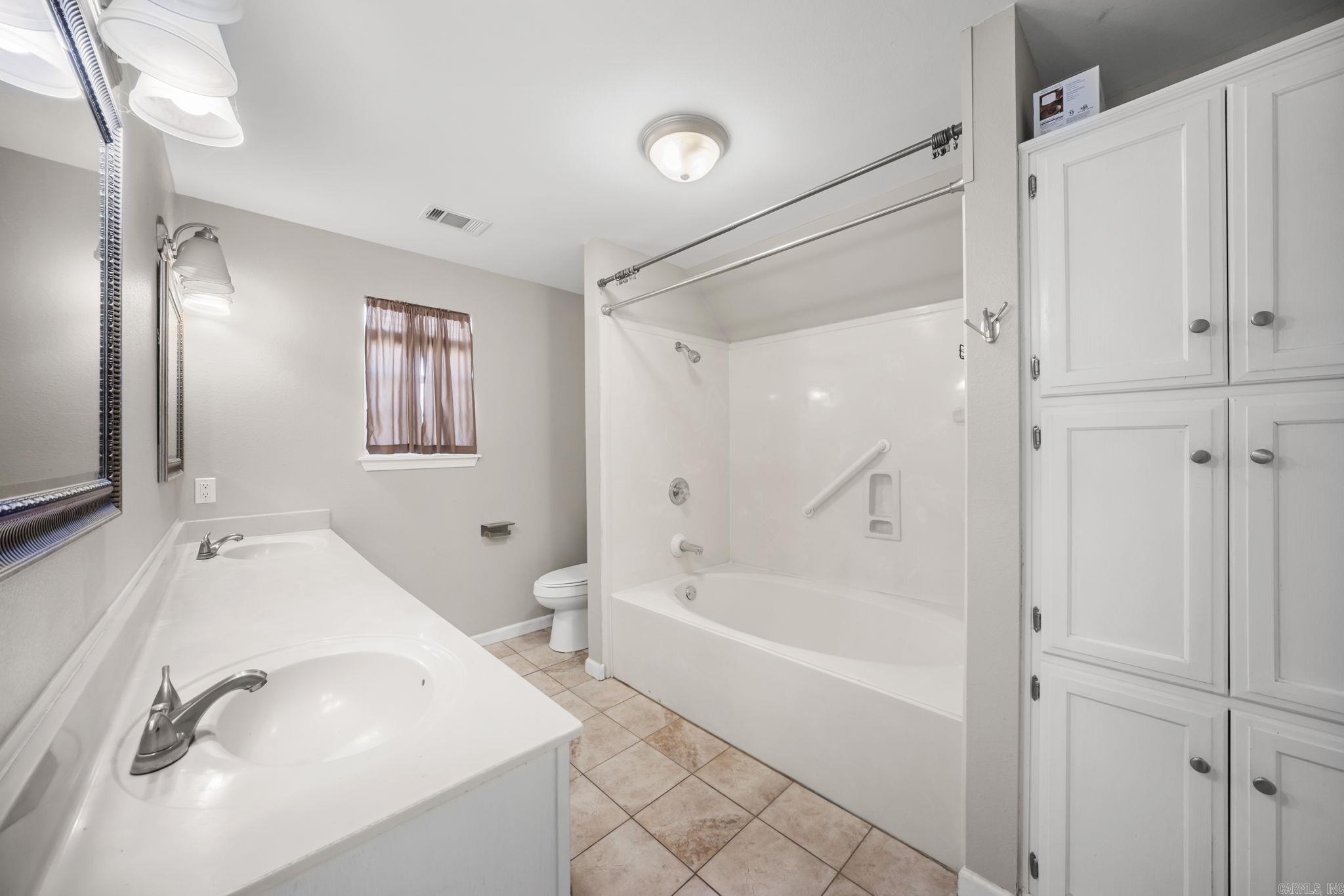 7016 Northlake Drive Property Photo 16
