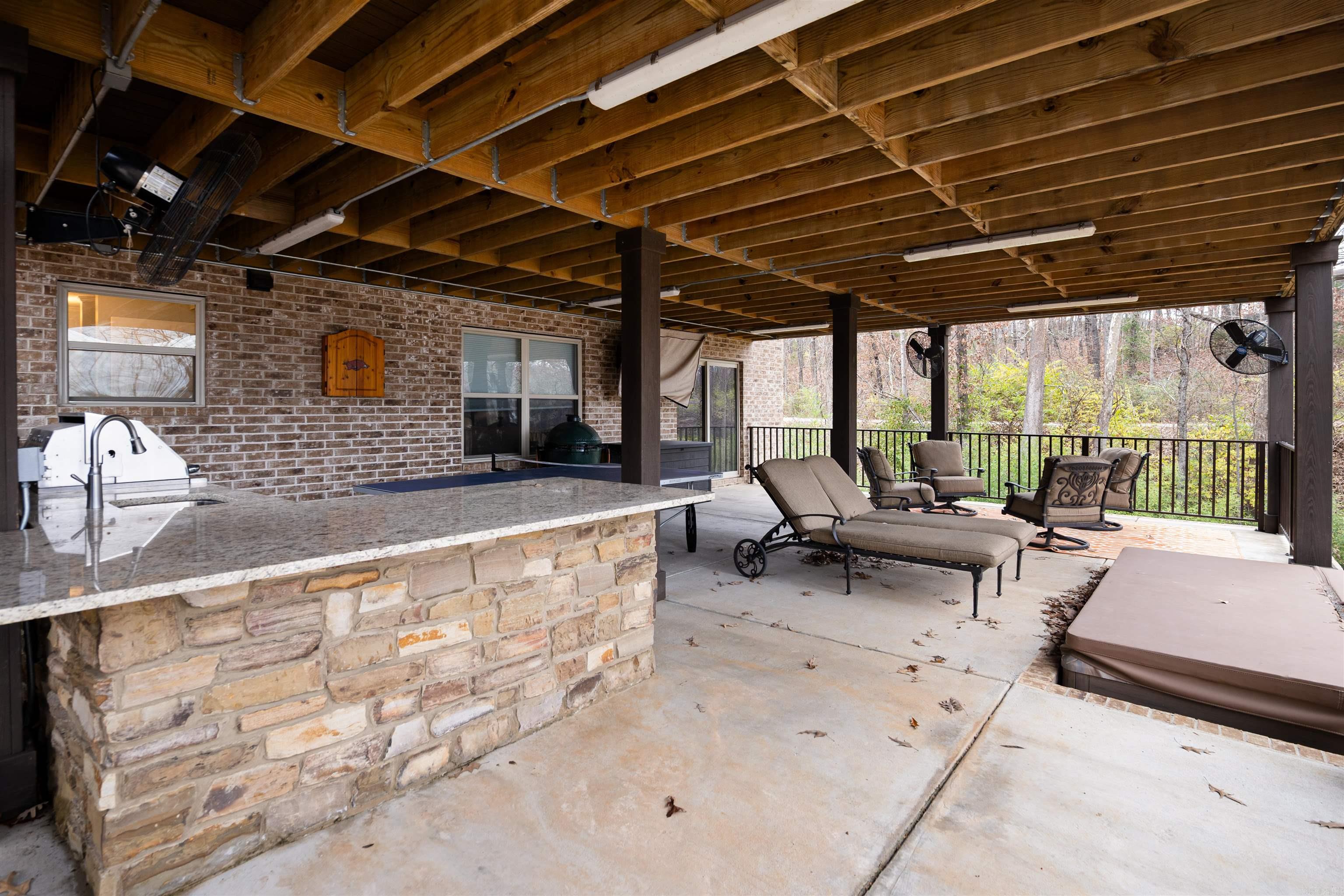 38 Winnebago Circle Property Photo 12
