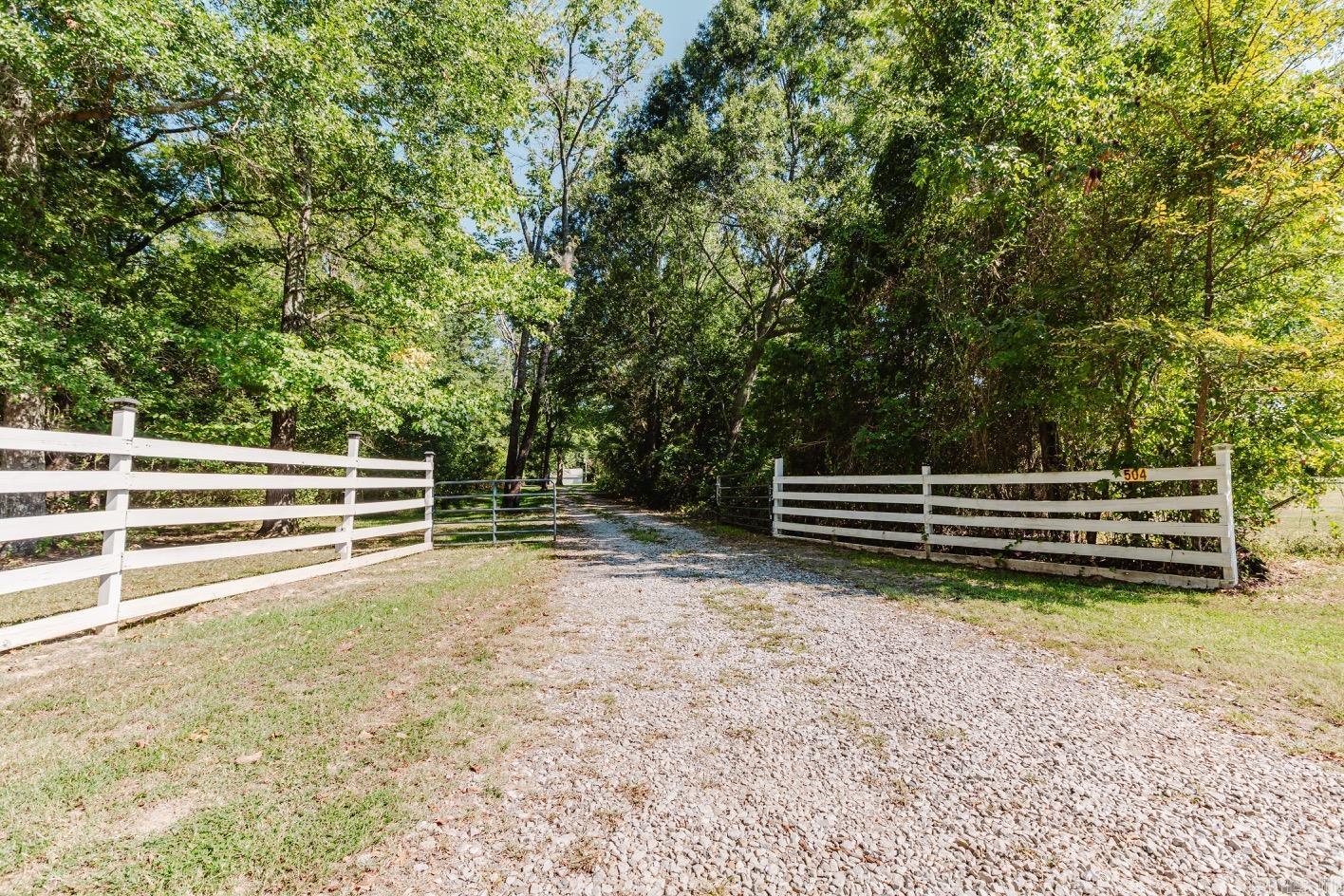 504 Howel Road Property Photo 1