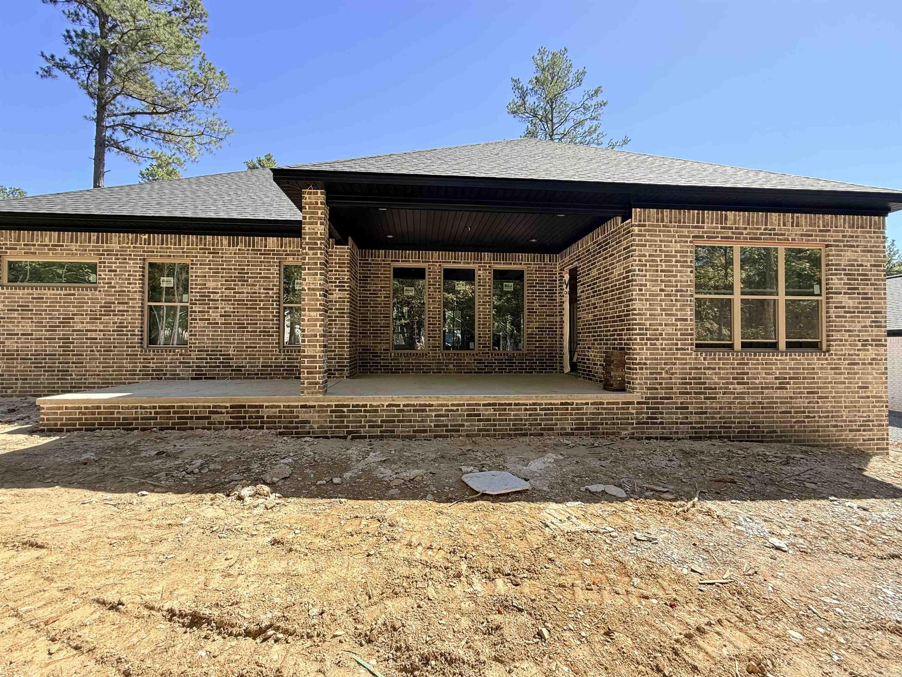 5 Villas Way Property Photo 2