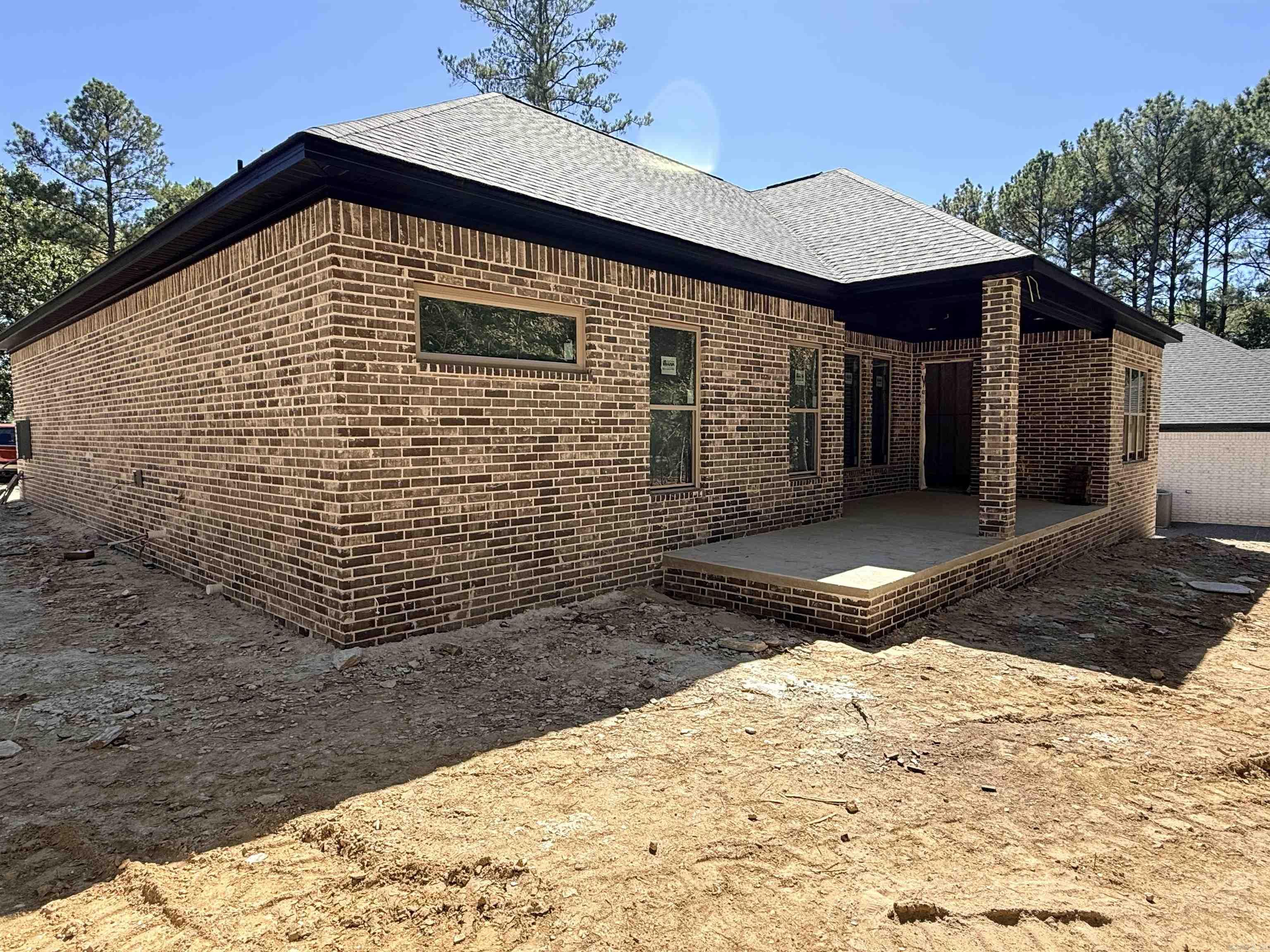 5 Villas Way Property Photo 3