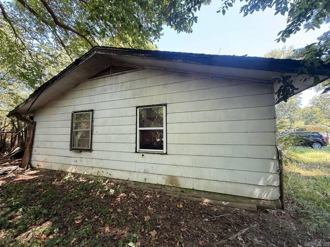 101 May Street Property Photo 2