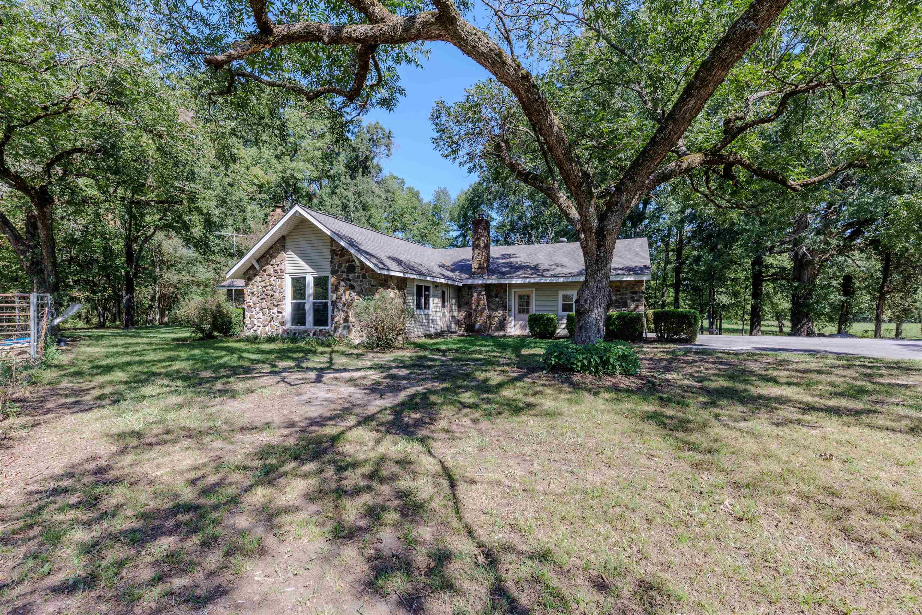 50 W Thompson Road Property Photo 9