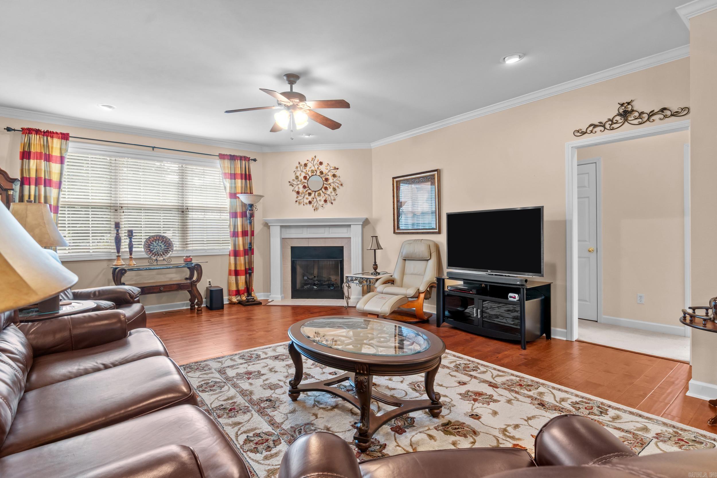 872 Copperfield Cove Property Photo 7