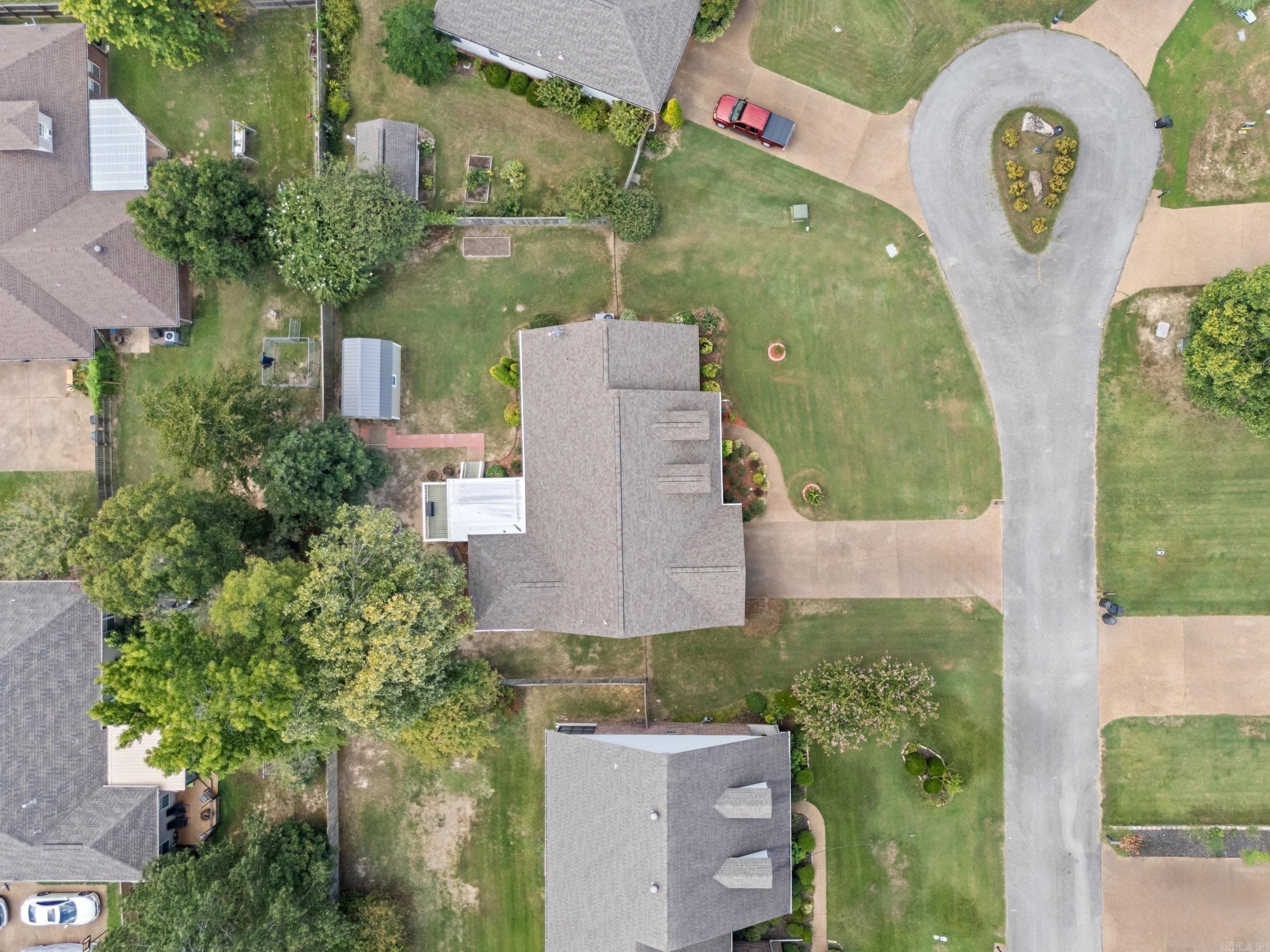 872 Copperfield Cove Property Photo 28