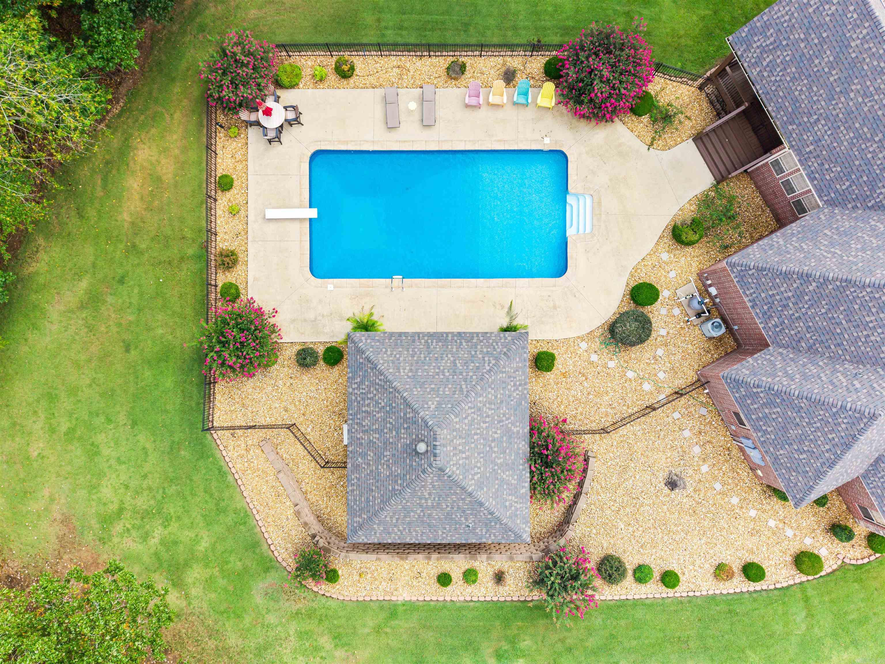 2500 Countryside Drive Property Photo 35