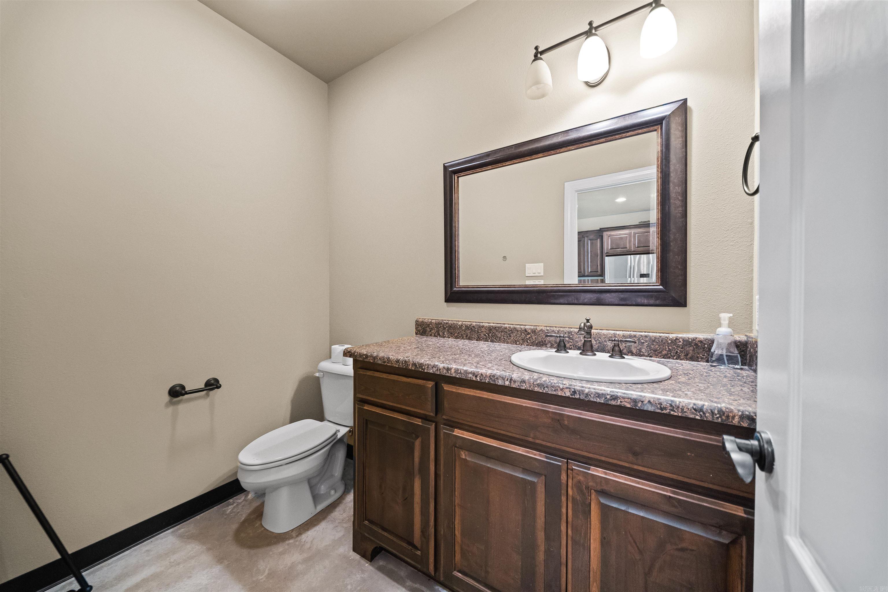2500 Countryside Drive Property Photo 41