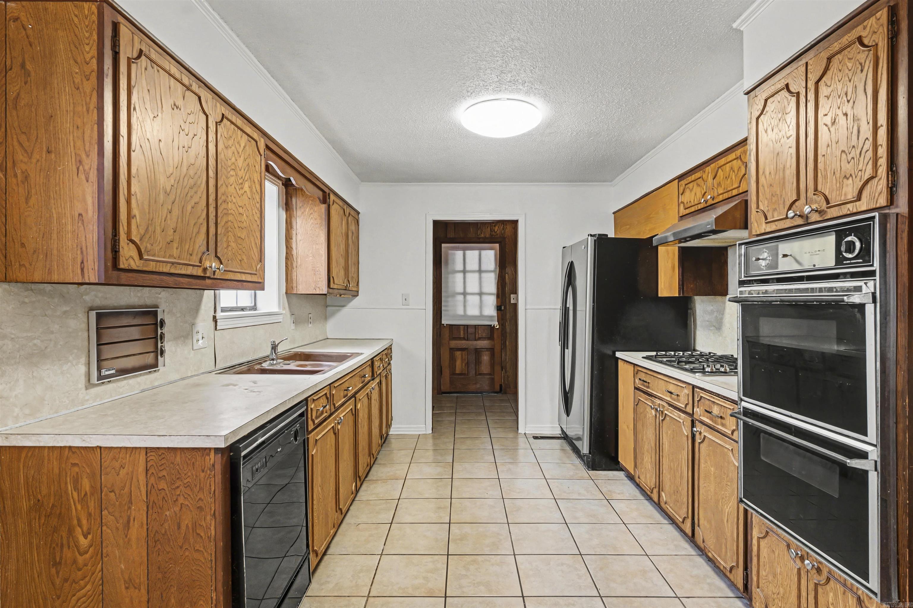 1265 N 367 Highway Property Photo 8