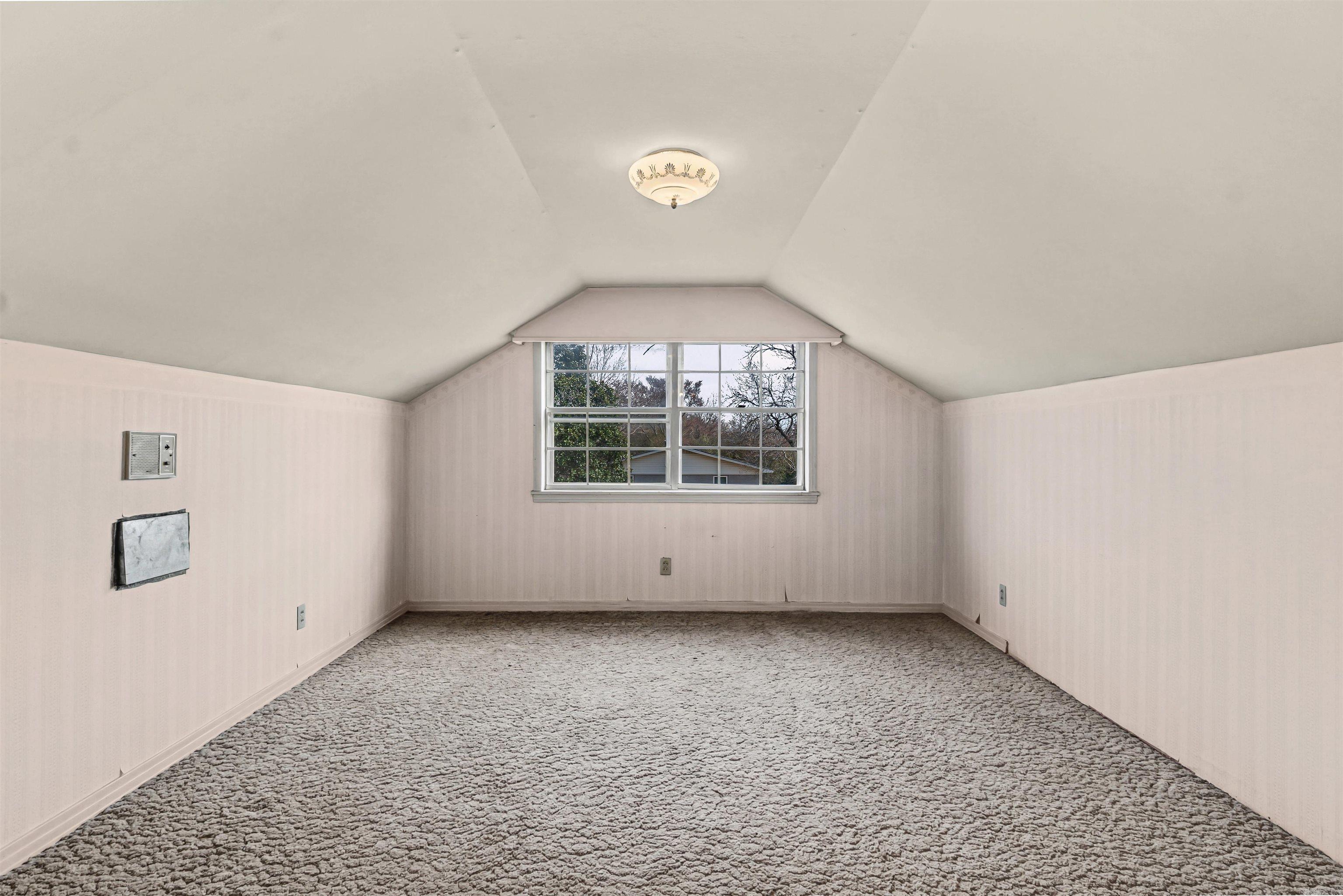 1265 N 367 Highway Property Photo 15