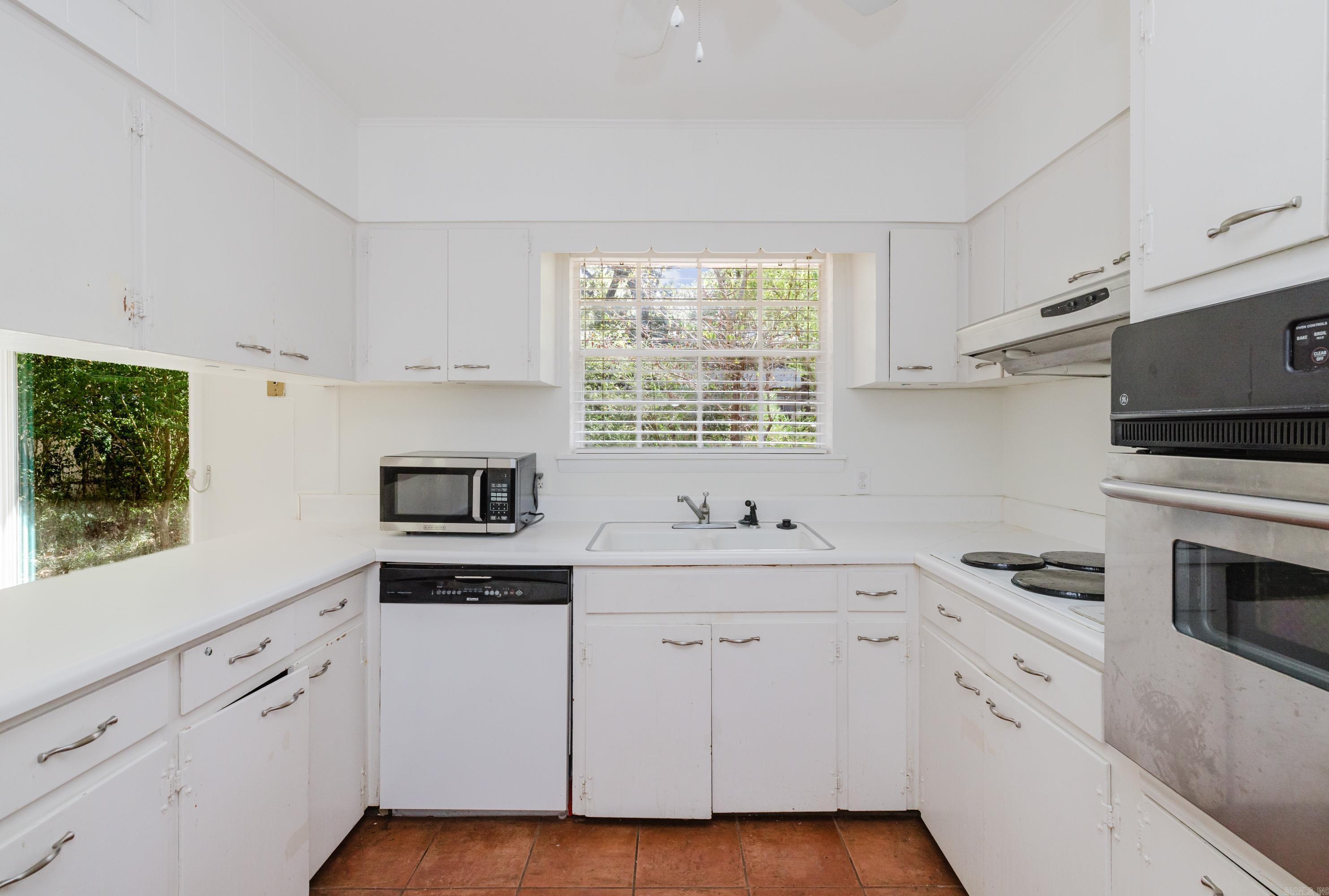 7821 Illinois Street Property Photo 14