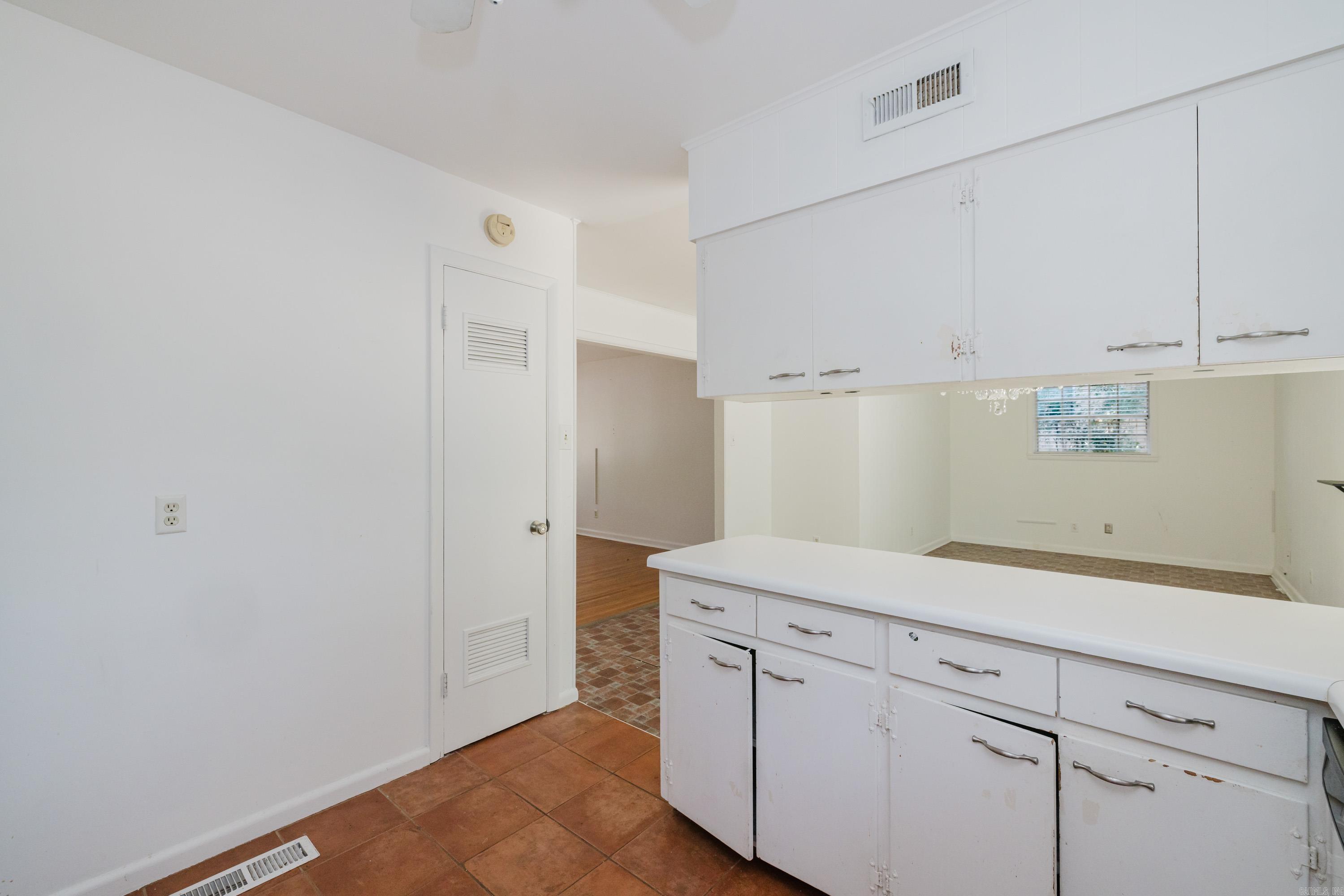 7821 Illinois Street Property Photo 15