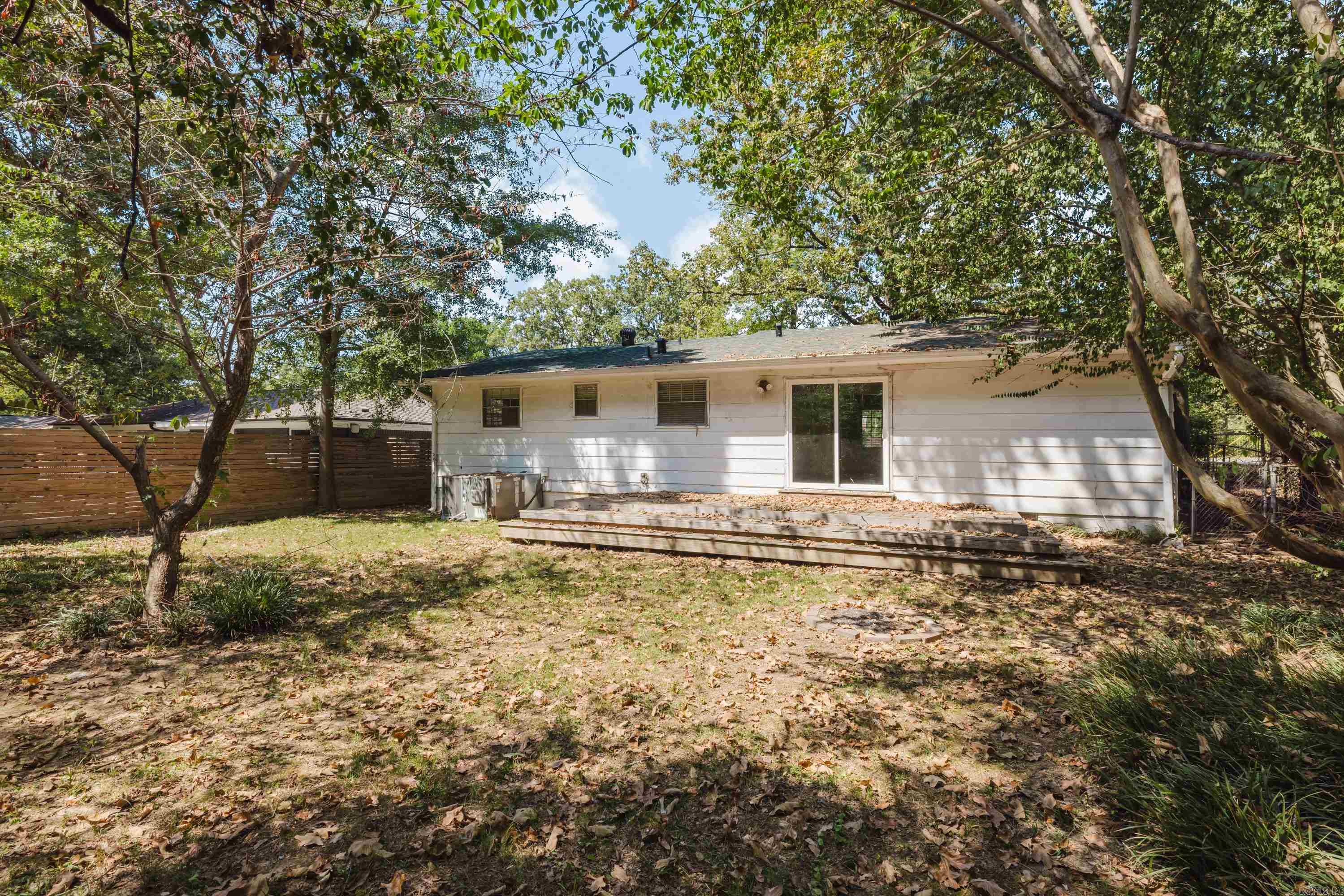 7821 Illinois Street Property Photo 32