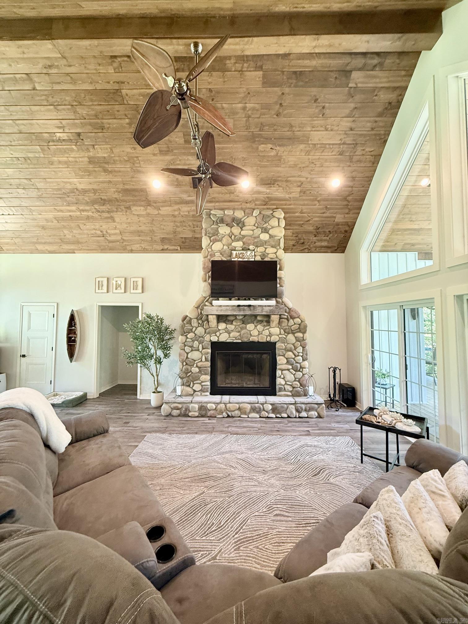 177 Green Creek Trail Property Photo 12