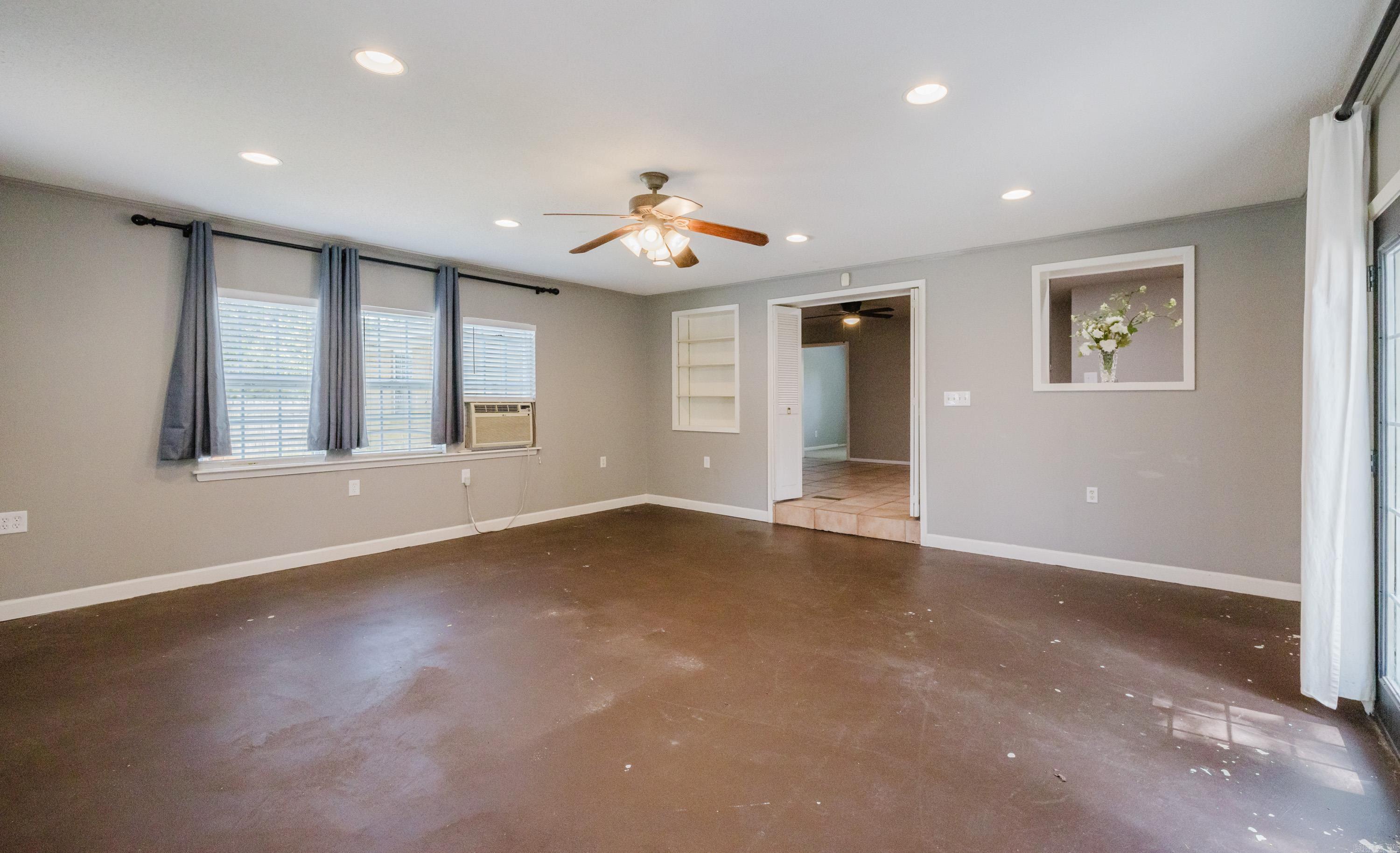 9 Wincrest Circle Property Photo 18