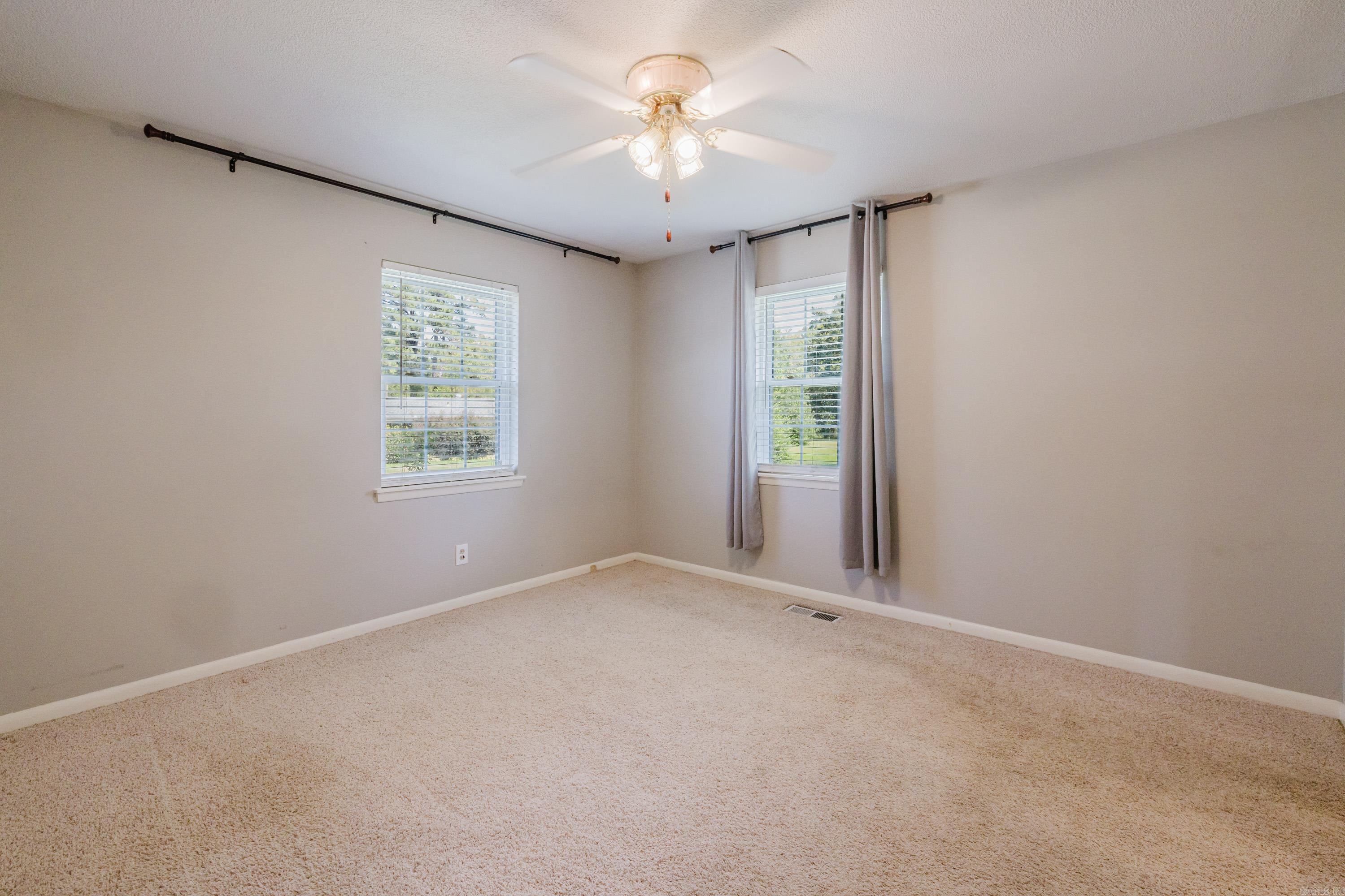 9 Wincrest Circle Property Photo 20