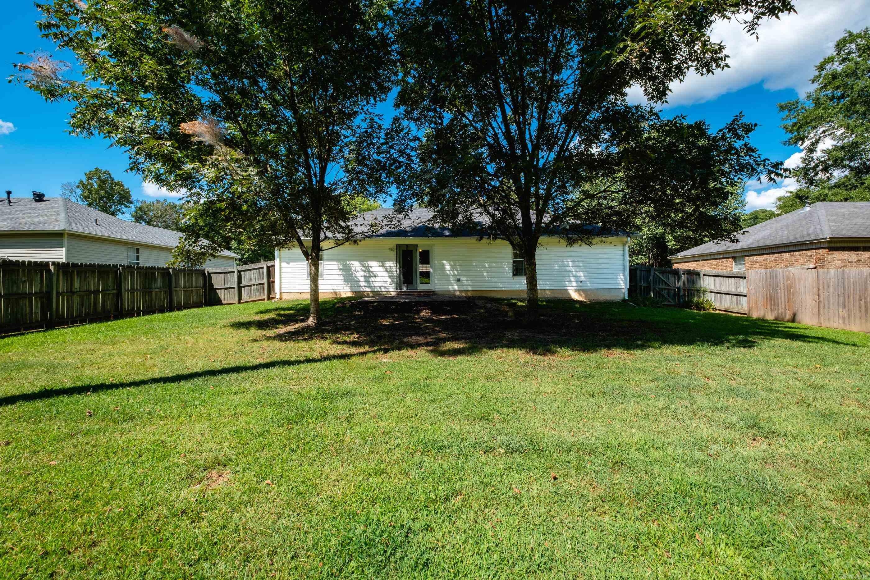 2000 Cherry Creek Circle Property Photo 33