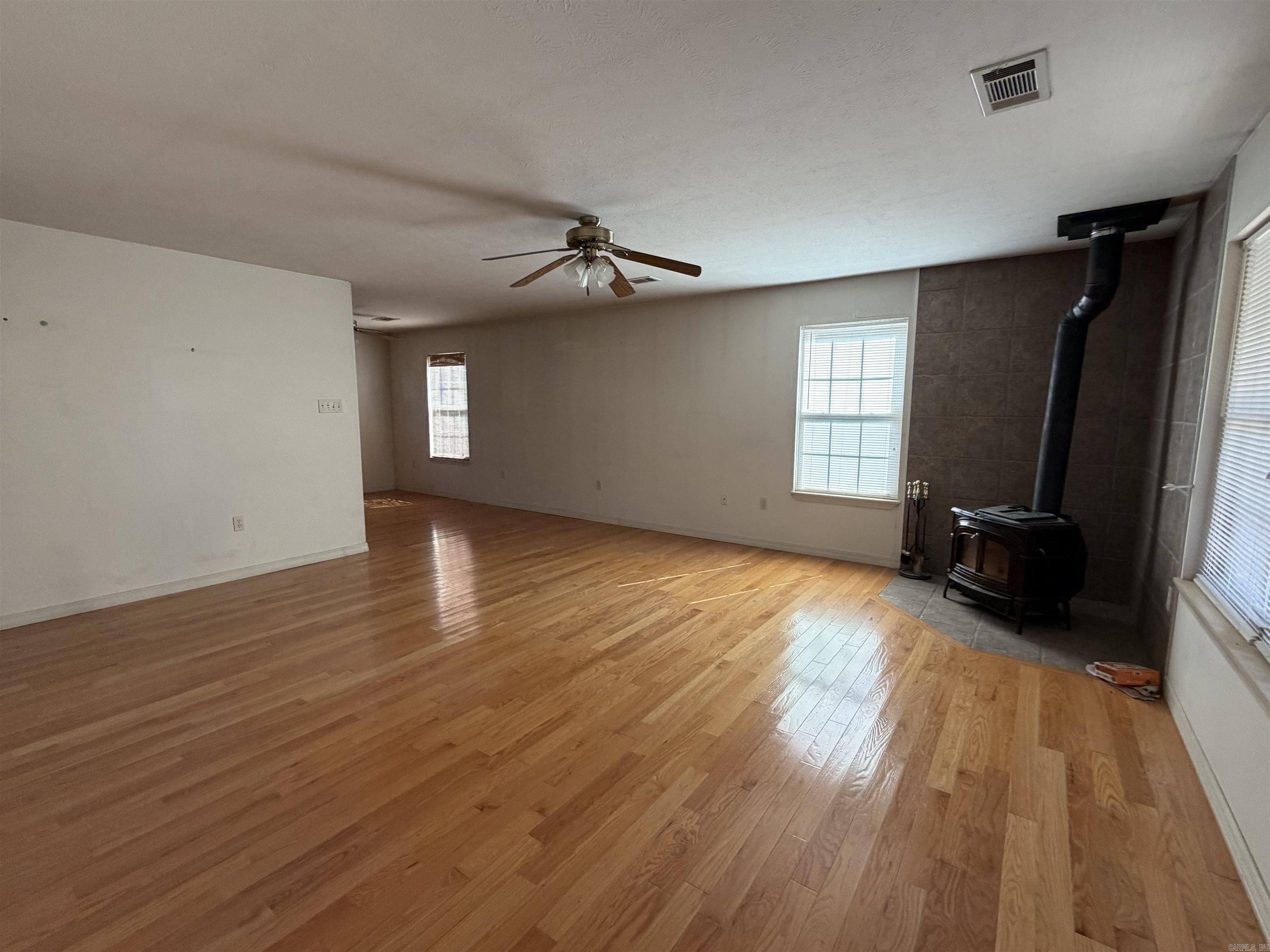 140 Janel Court Property Photo 2
