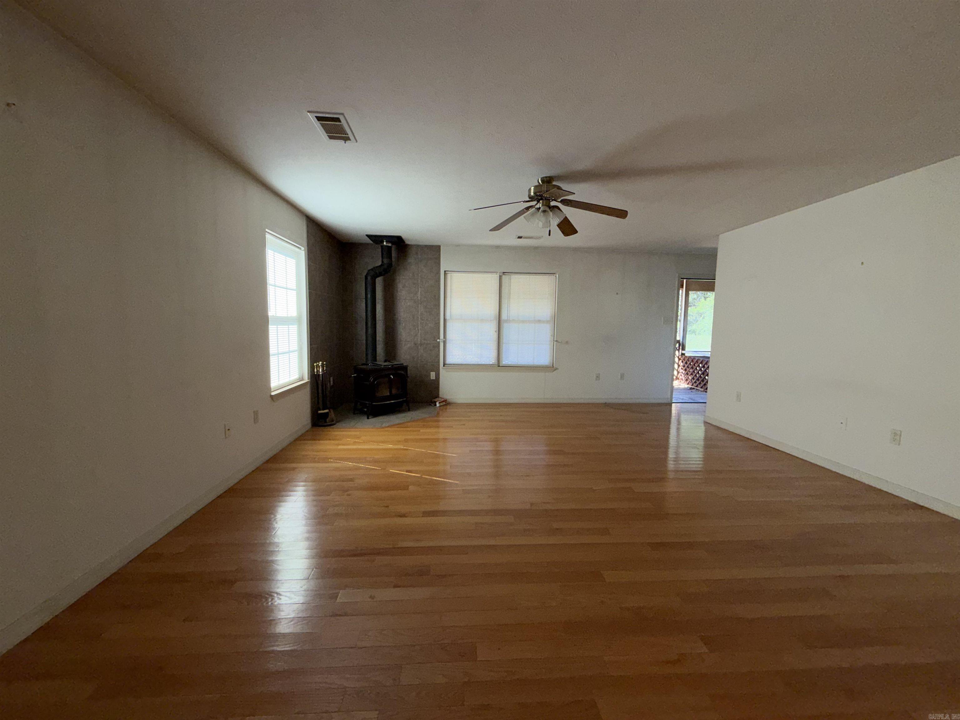 140 Janel Court Property Photo 3