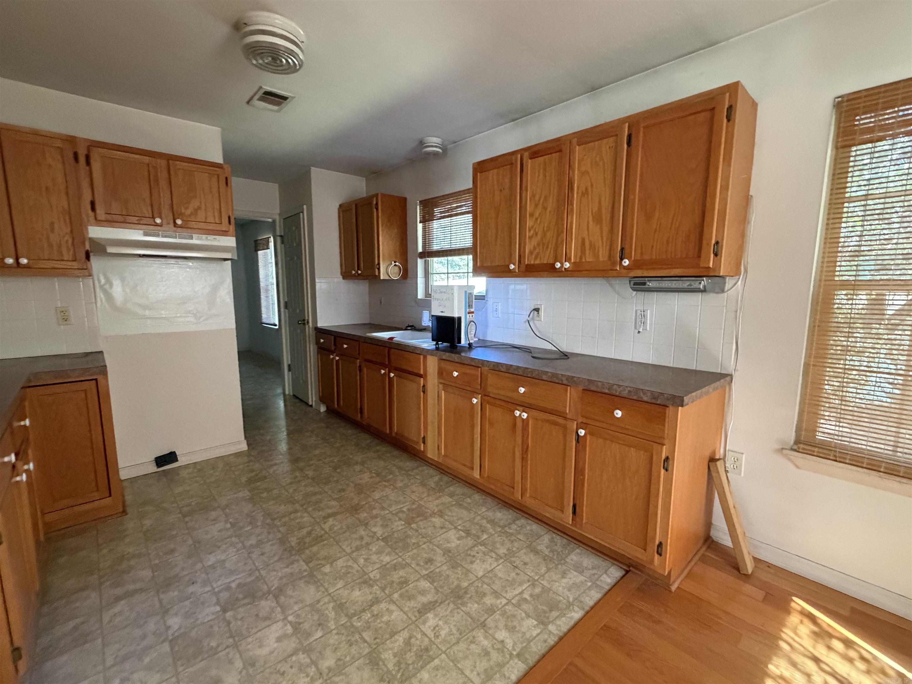 140 Janel Court Property Photo 6
