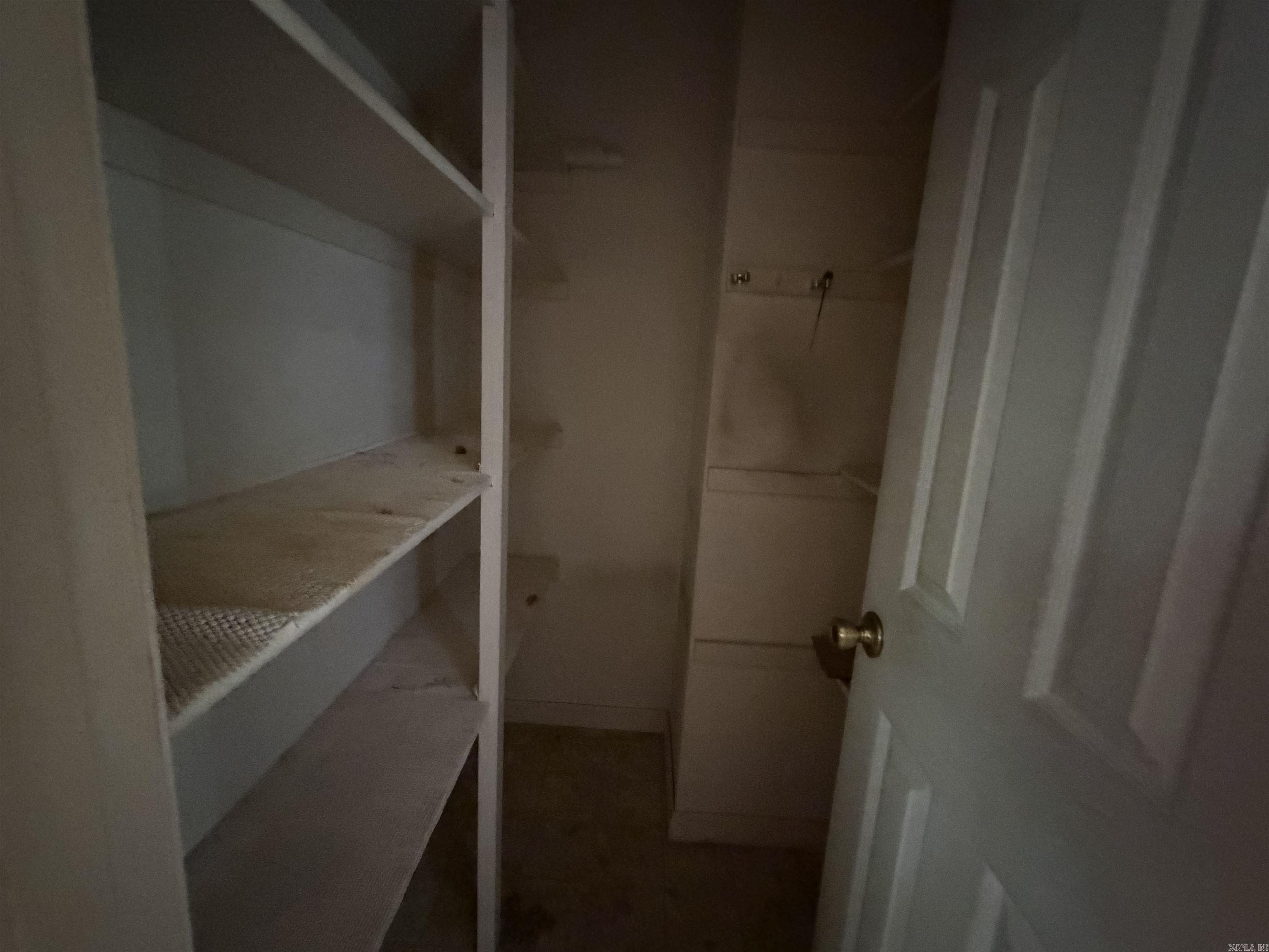 140 Janel Court Property Photo 8