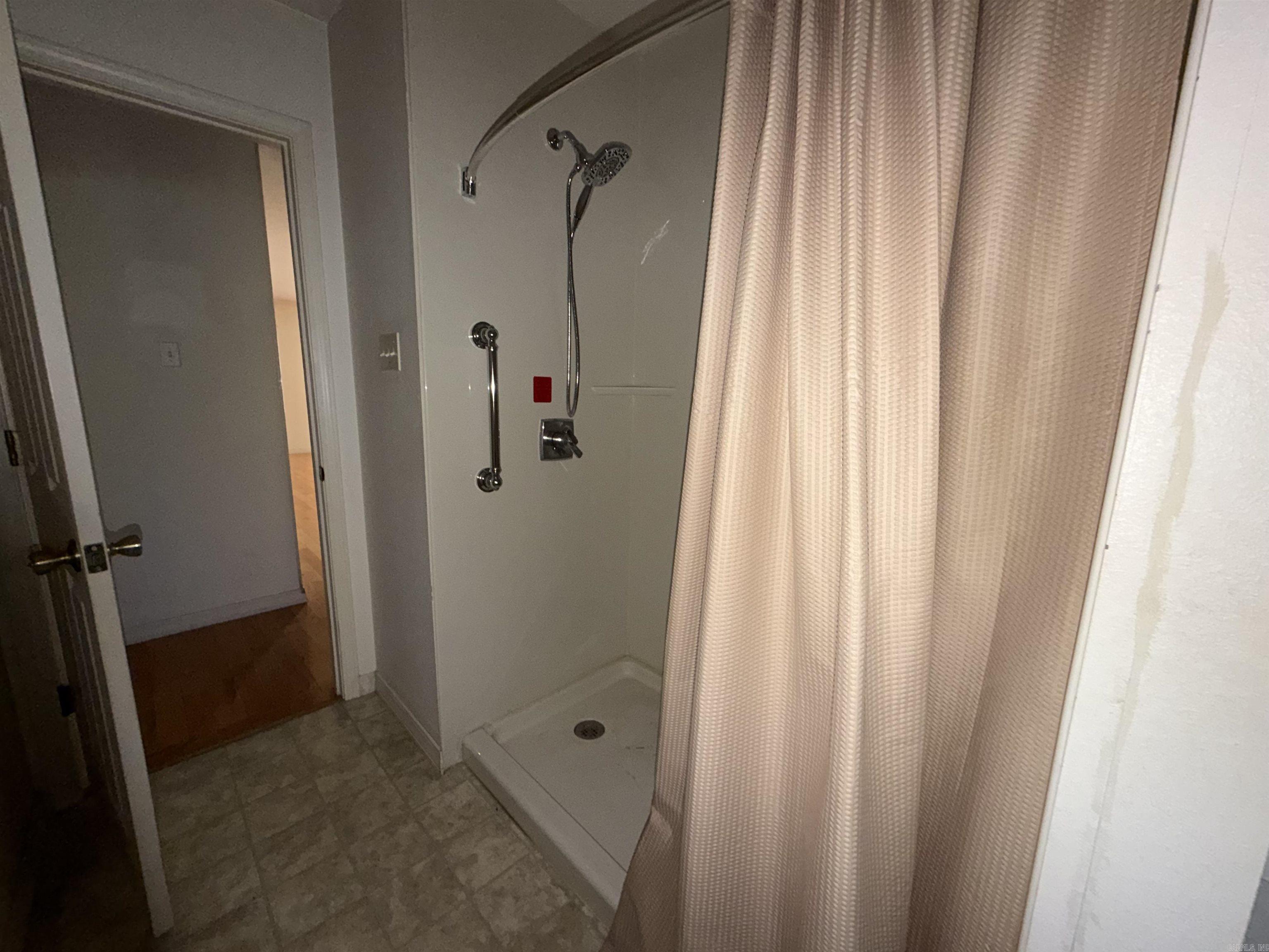 140 Janel Court Property Photo 12
