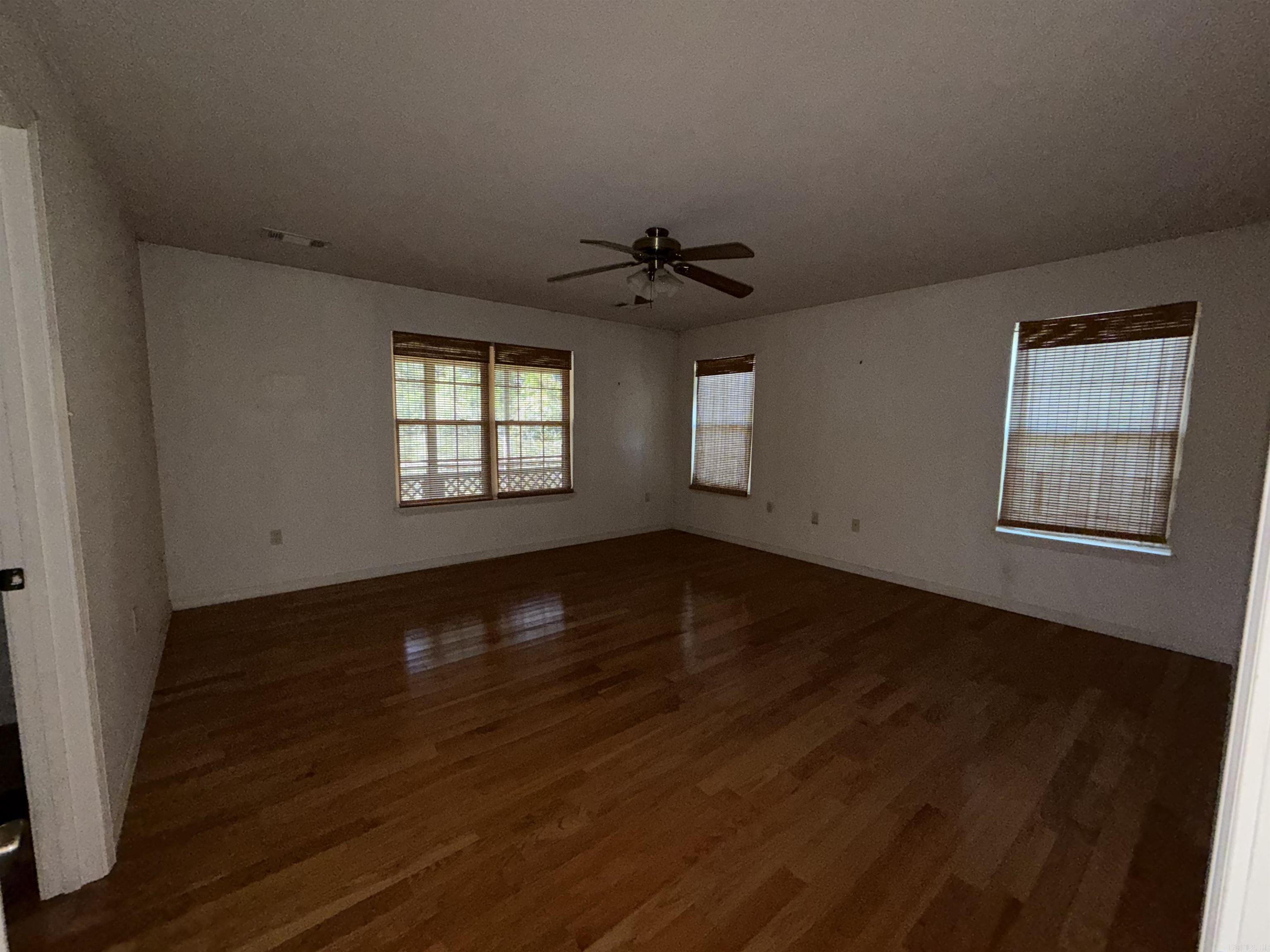 140 Janel Court Property Photo 14