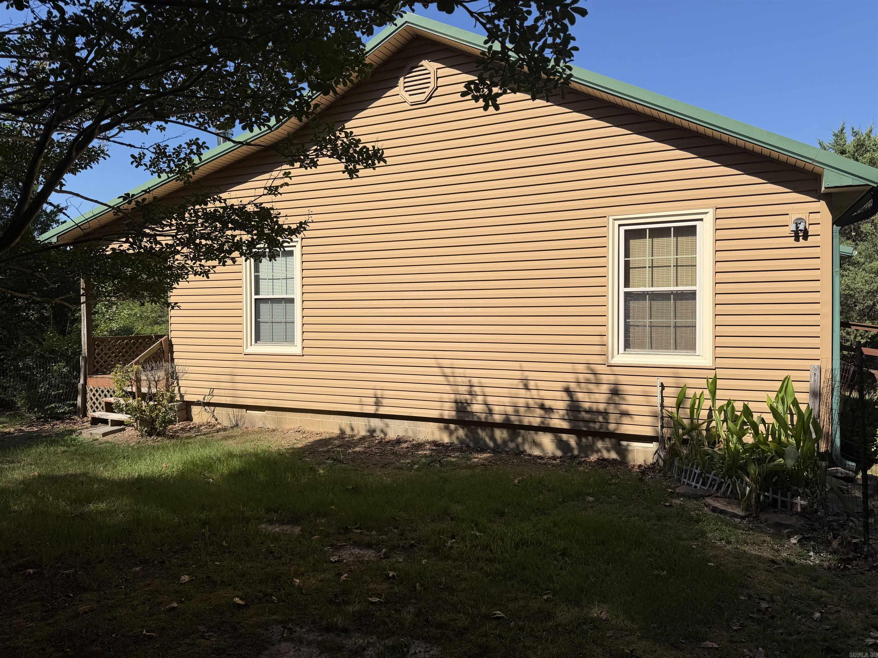 140 Janel Court Property Photo 17