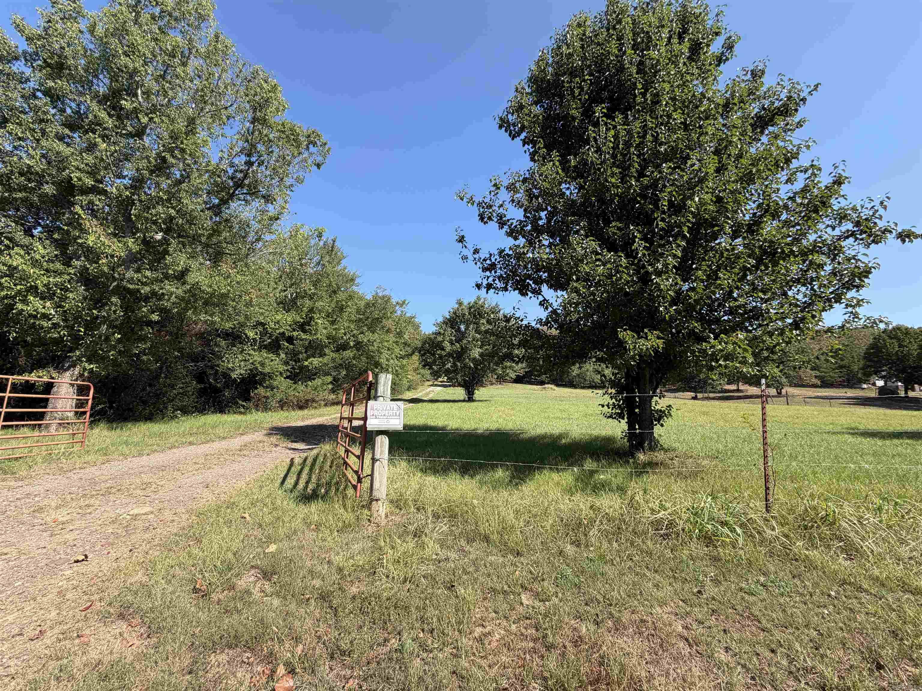 140 Janel Court Property Photo 39