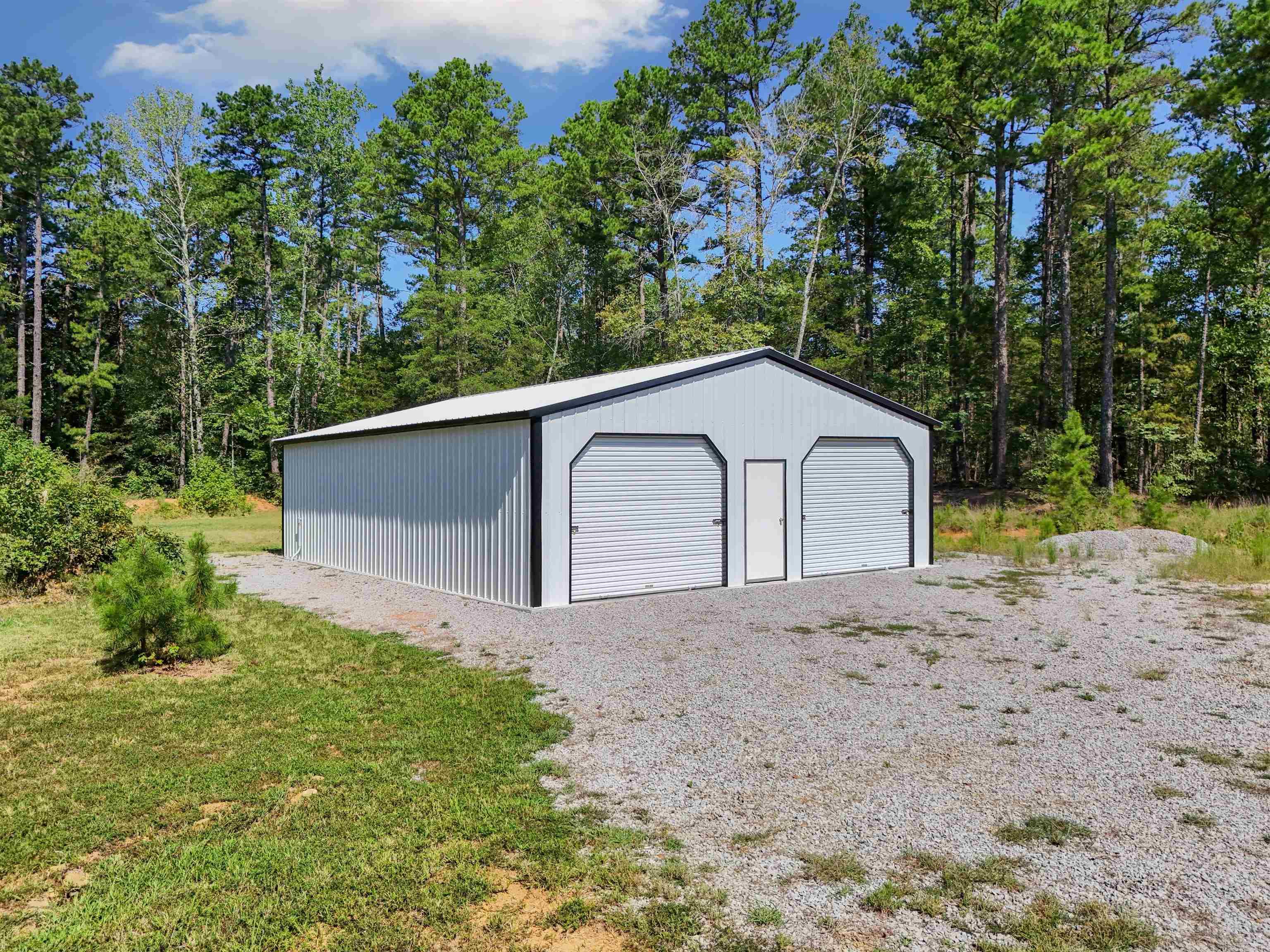 444 N Stacy Springs Road Property Photo 3