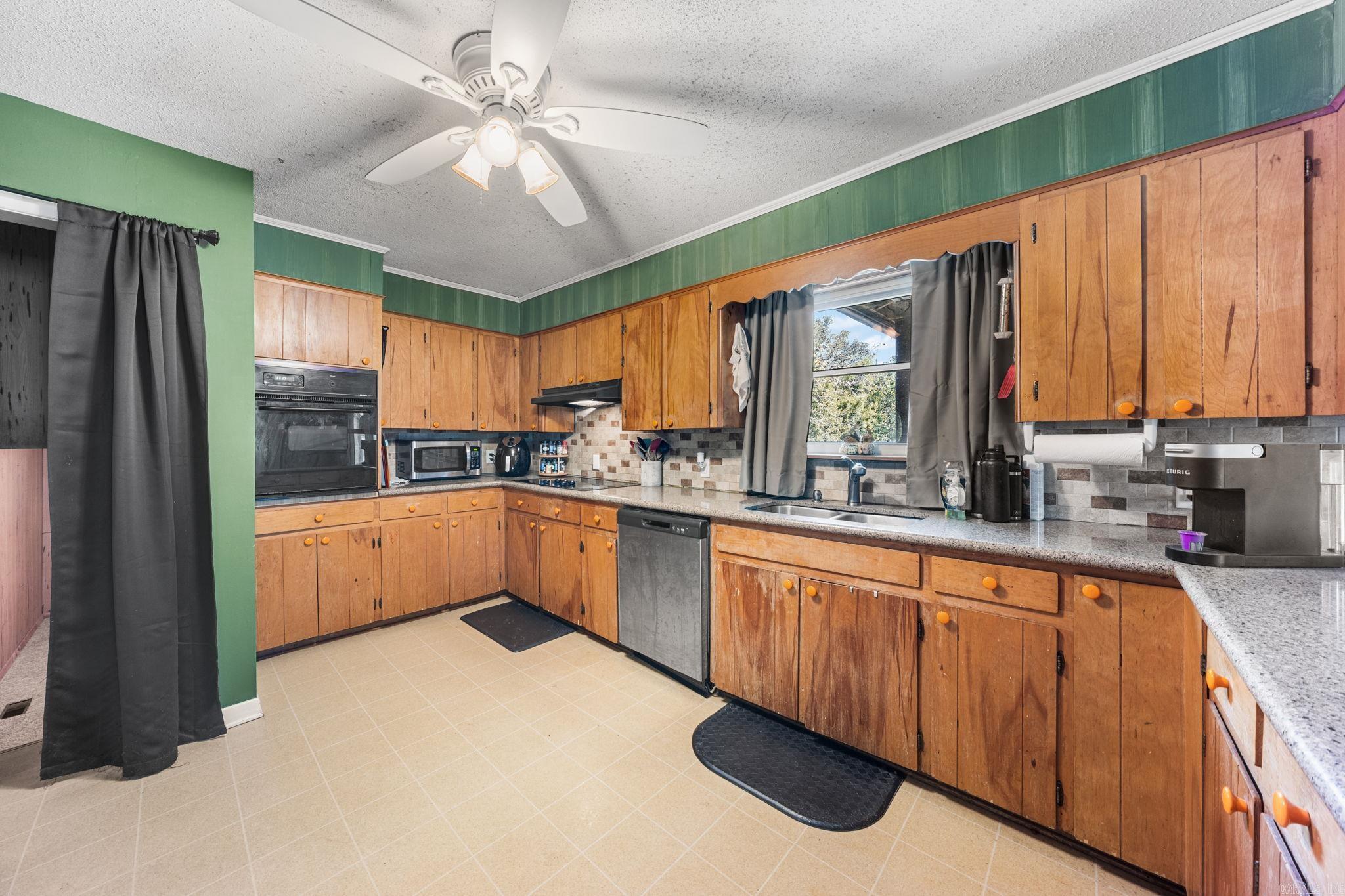 103 Dyson Road Property Photo 8