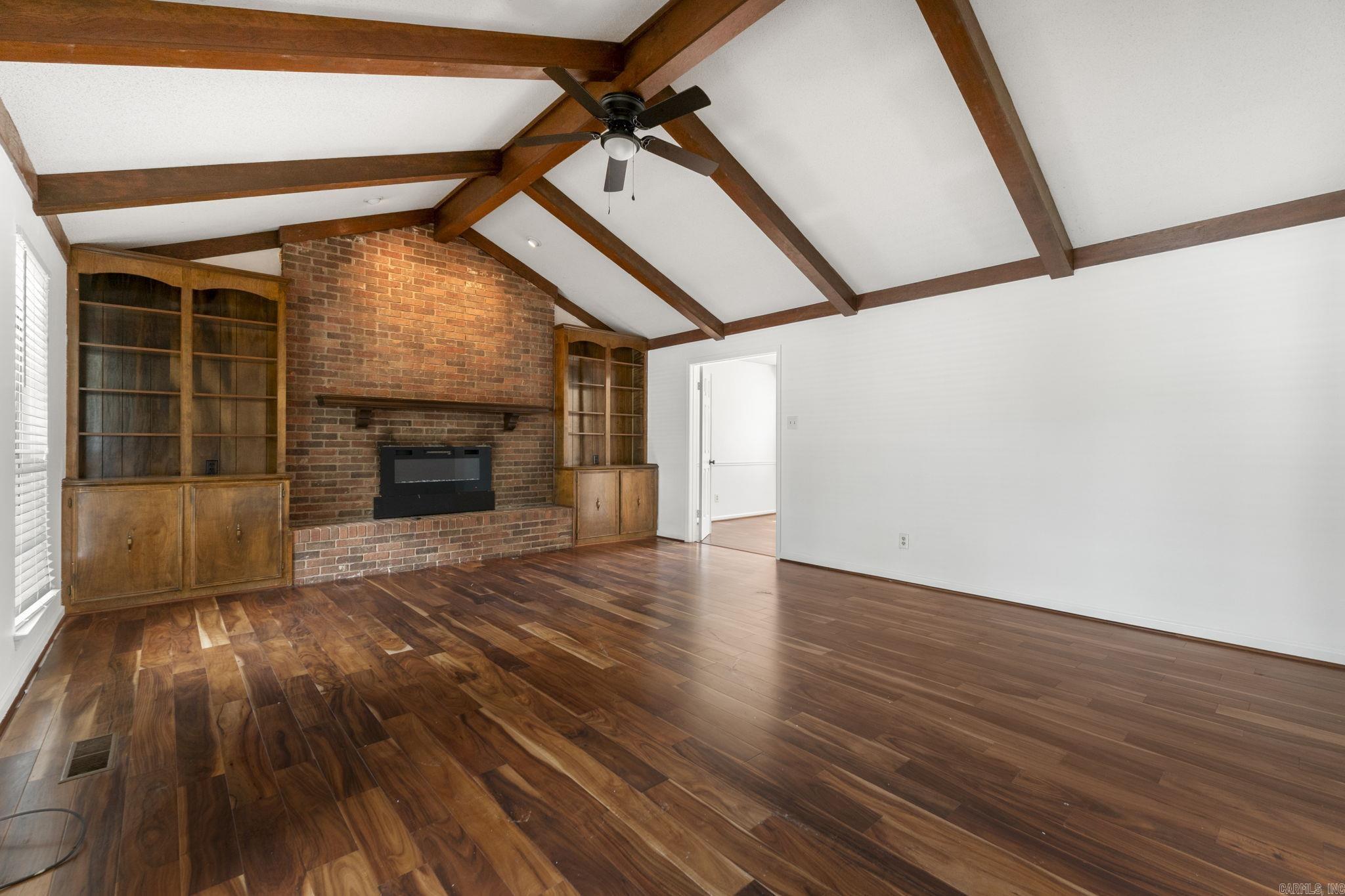 6 Clover Court Property Photo 7