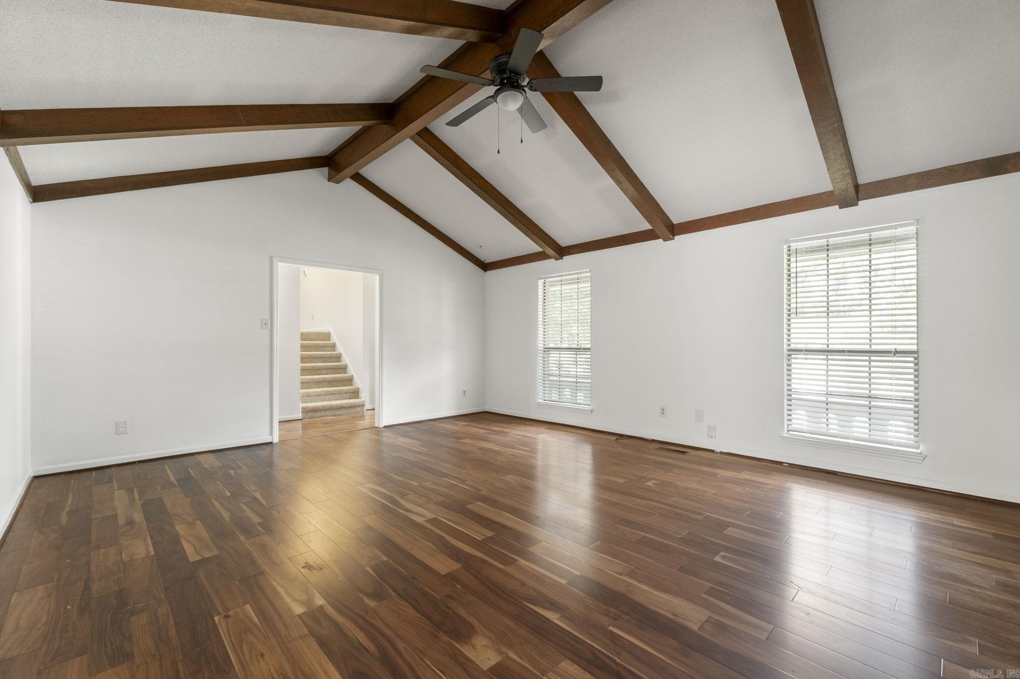 6 Clover Court Property Photo 9