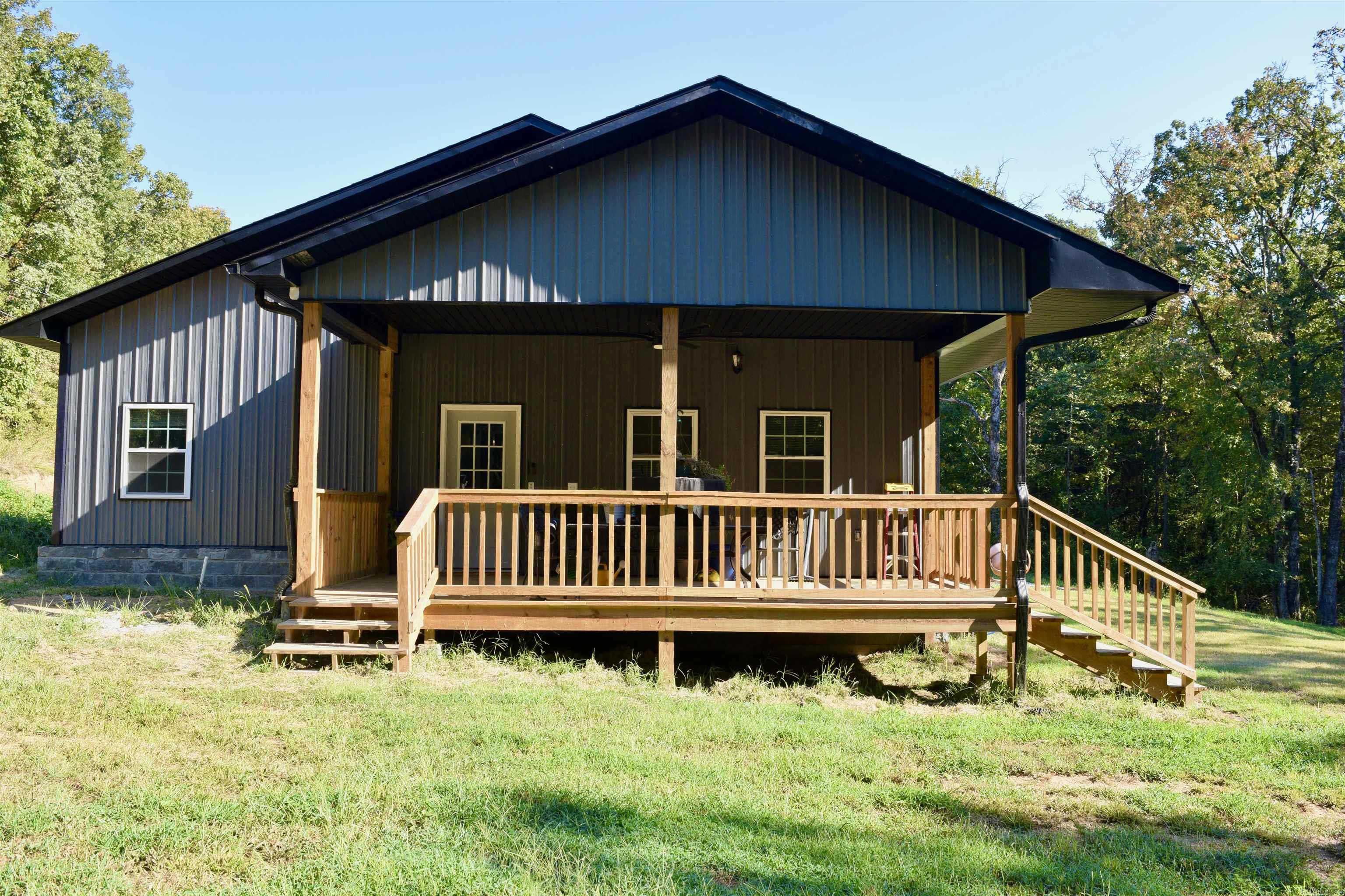 2797 County Road 3291 Property Photo 1
