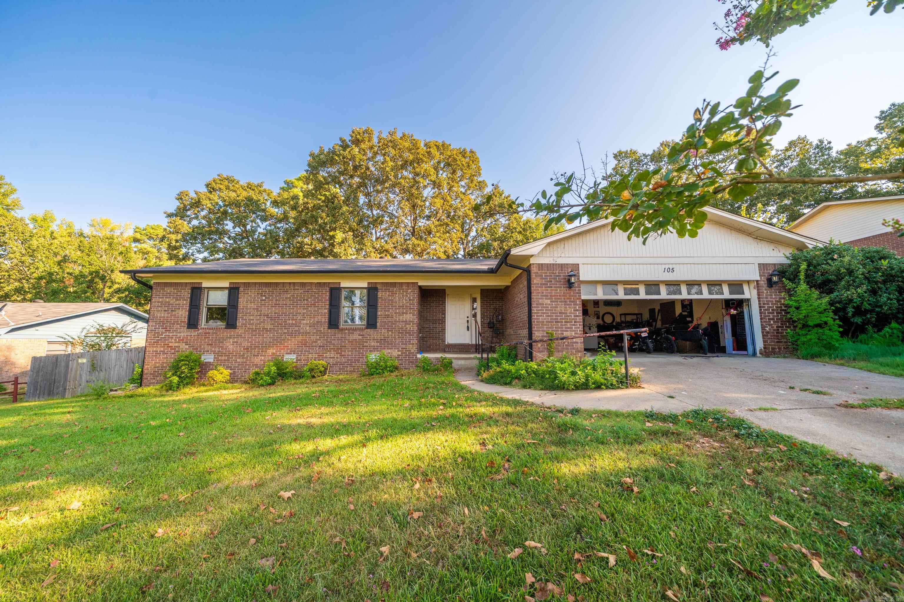 105 Chase Place Property Photo 1