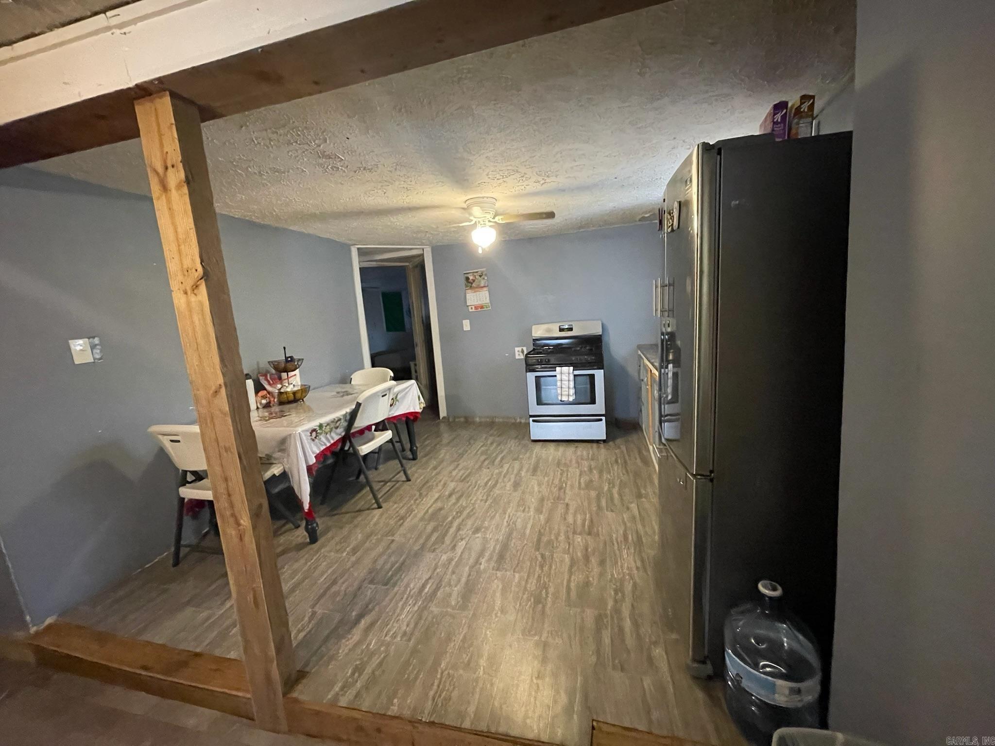 1118 N Pine Street Property Photo 19