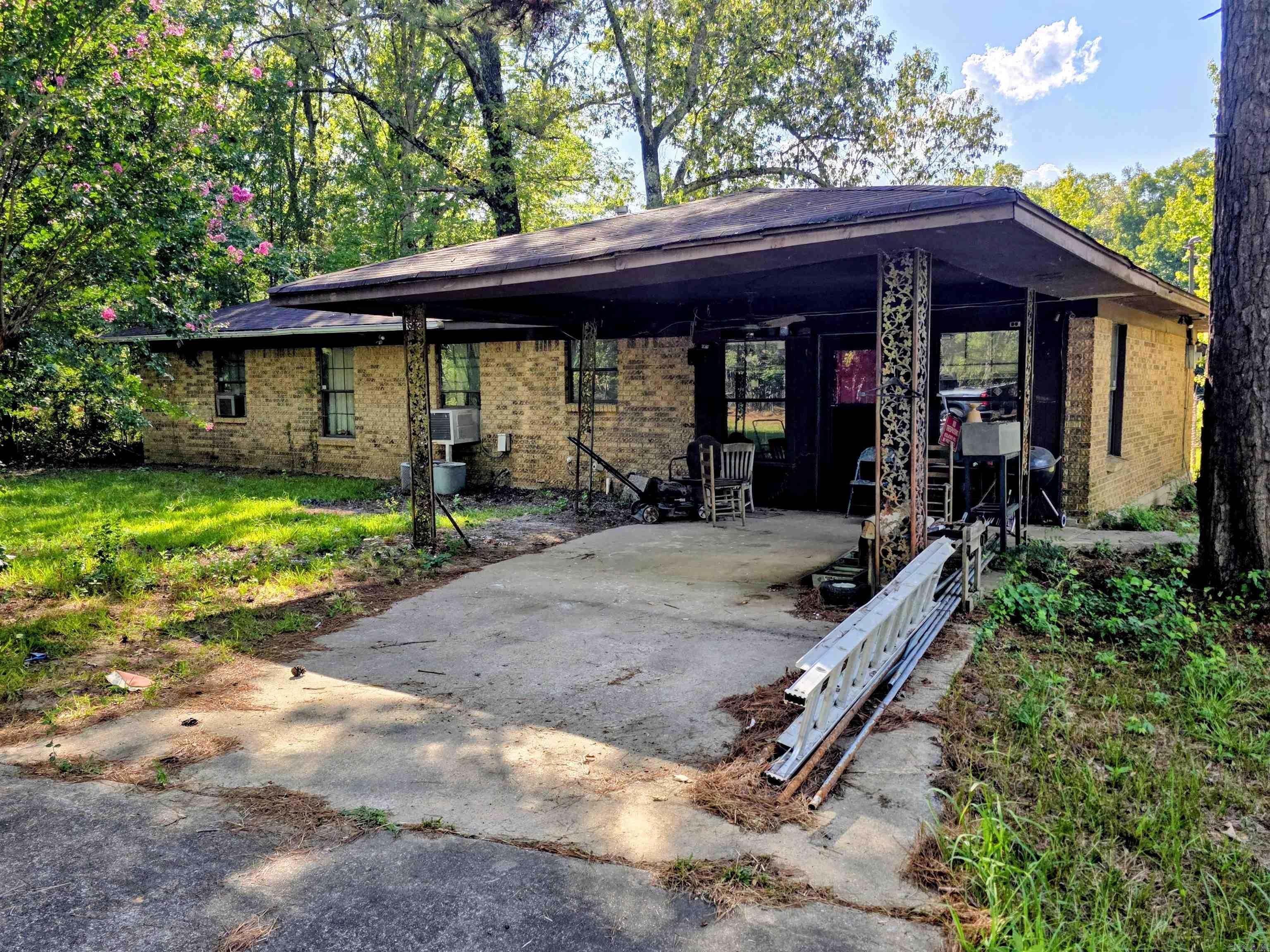 10808 Shepherd Hill Rd Property Photo 1