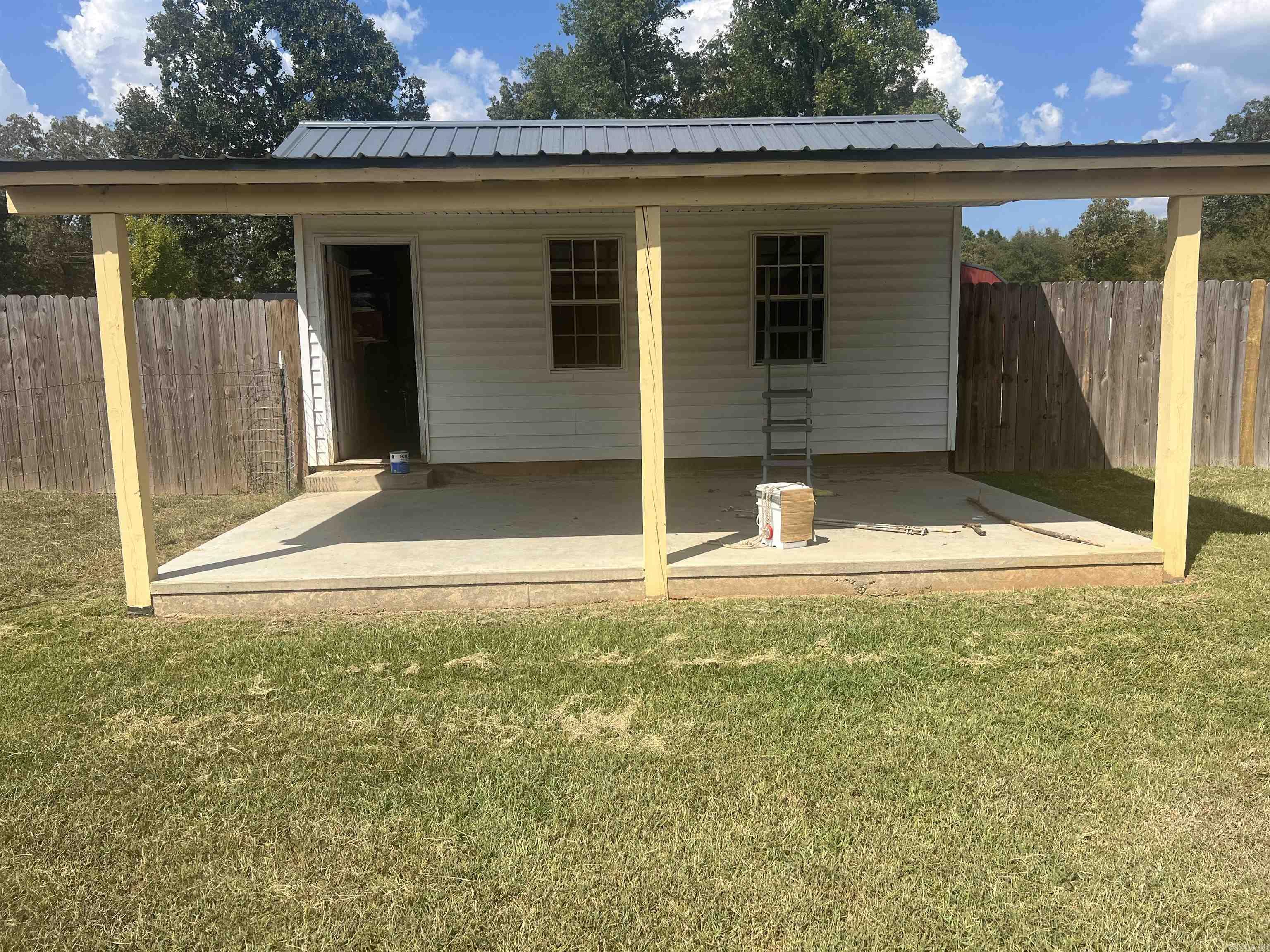 204 Bumblebee Property Photo 25